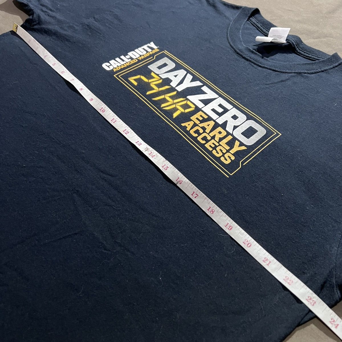 The Game Vintage Y2K Call of duty Day Zero Game PlayStationTee XL Size US XL / EU 56 / 4 - 6 Thumbnail