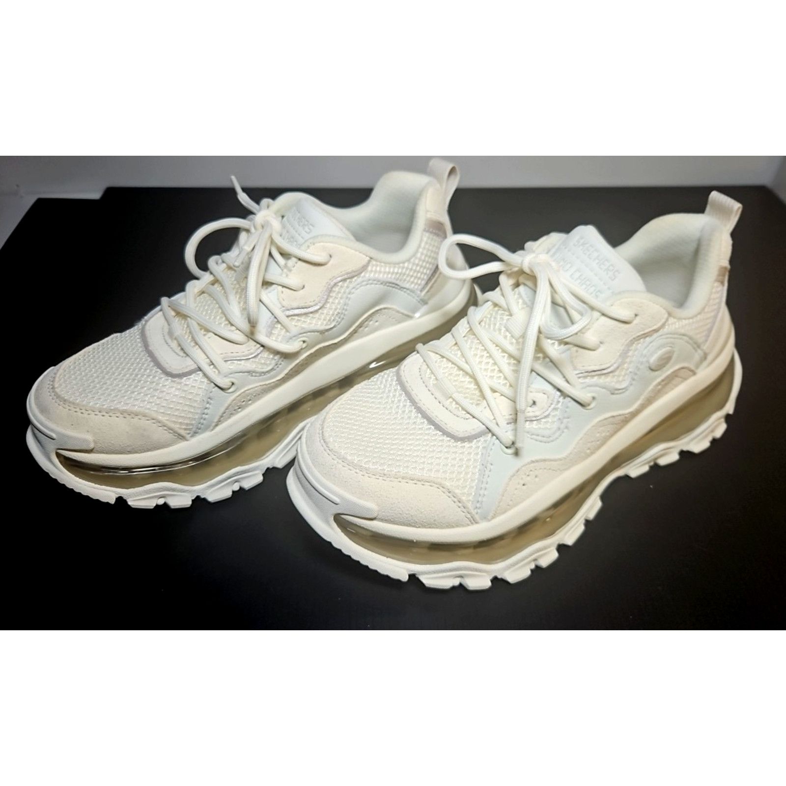 SKECHERS Size 7 Women’s Skechers Uno Chaos Athletic Sneakers White Size US 7 / IT 37 - 1 Thumbnail