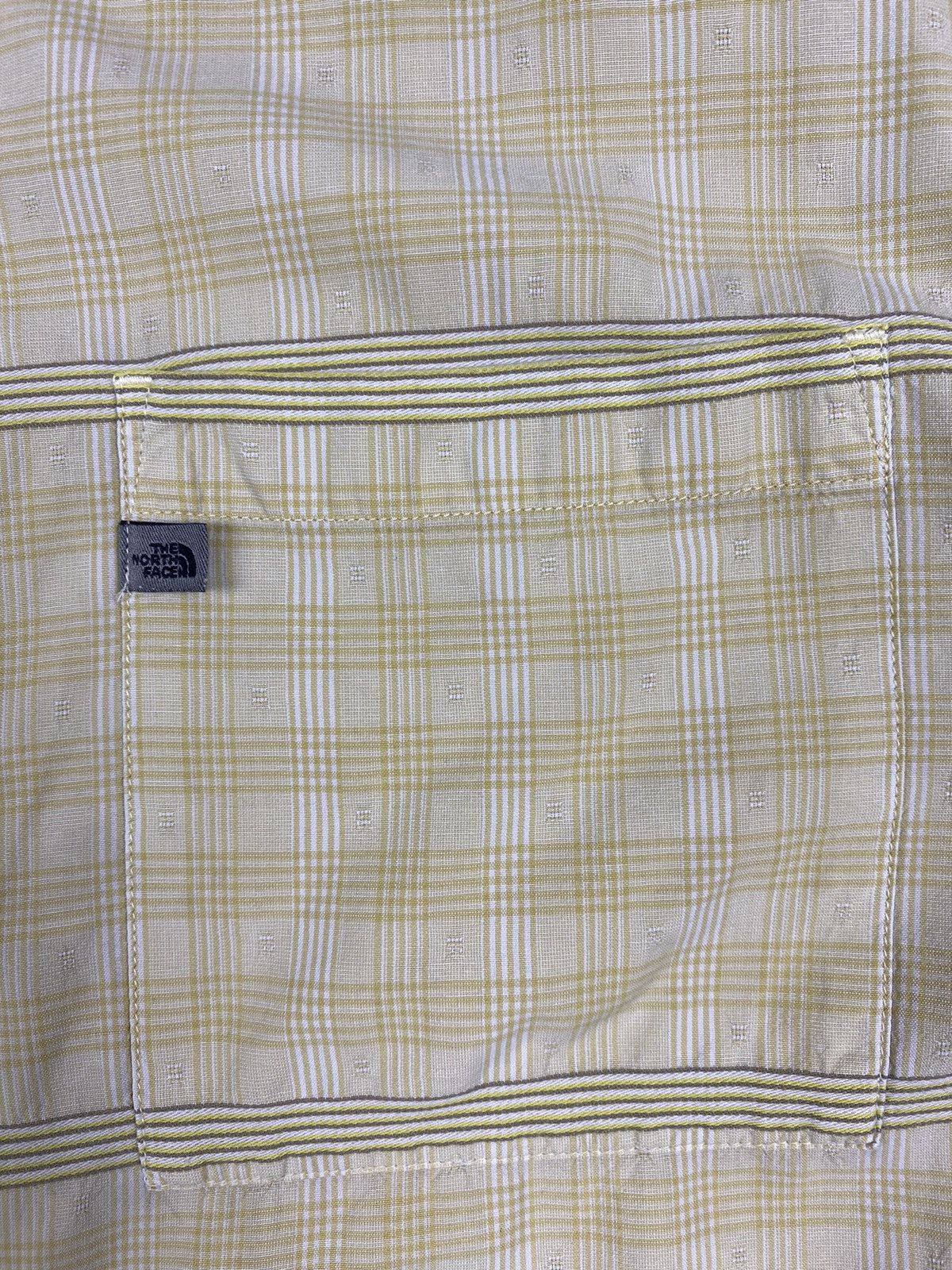 The North Face Vintage The North Face Outdoor Button Up Shirt Size US XL / EU 56 / 4 - 6 Thumbnail