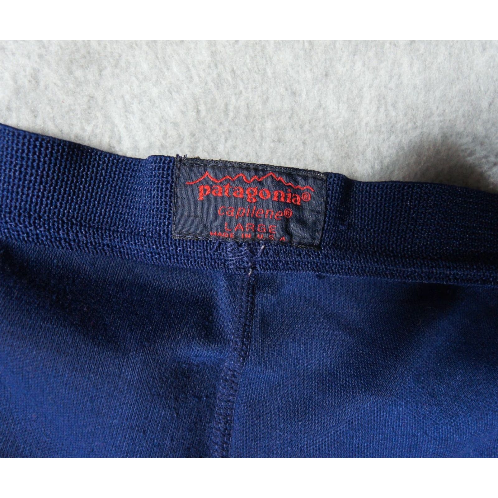 Patagonia VINTAGE Patagonia Pants Mens Large Blue Capilene Base Layer Outdoors Adult FLAW* Size US 33 - 7 Thumbnail