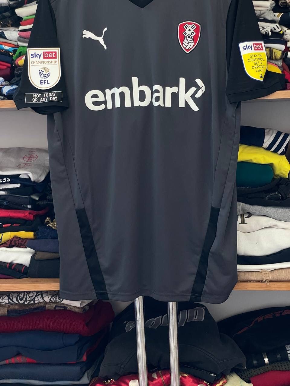 Puma Rotherham United 2021/2022 Shirt Kit Jersey Size US L / EU 52-54 / 3 - 5 Thumbnail
