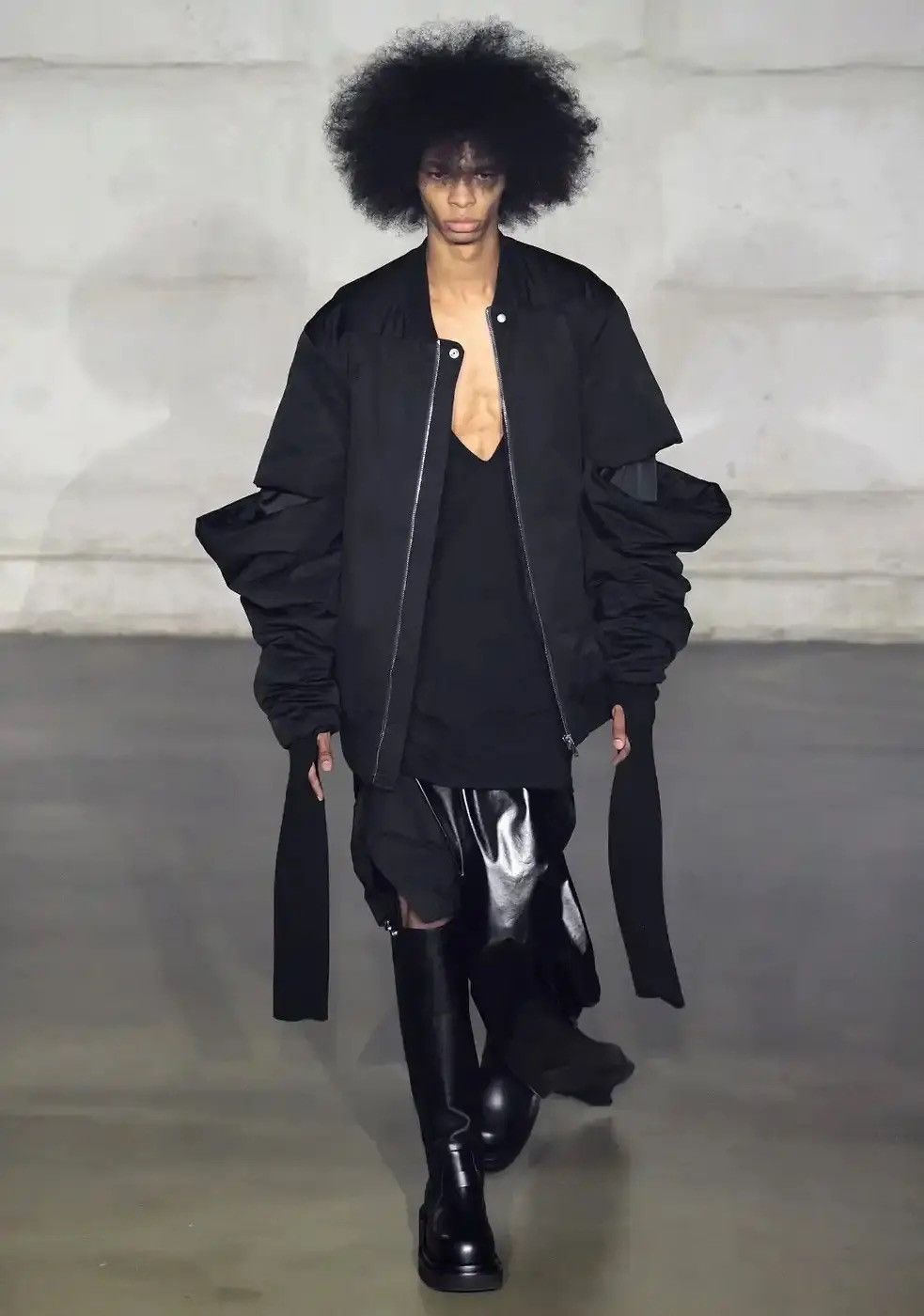 Rick Owens Rick Owens Hooded Gauntlet Bomber Jacket Size US M / EU 48-50 / 2 - 3 Thumbnail