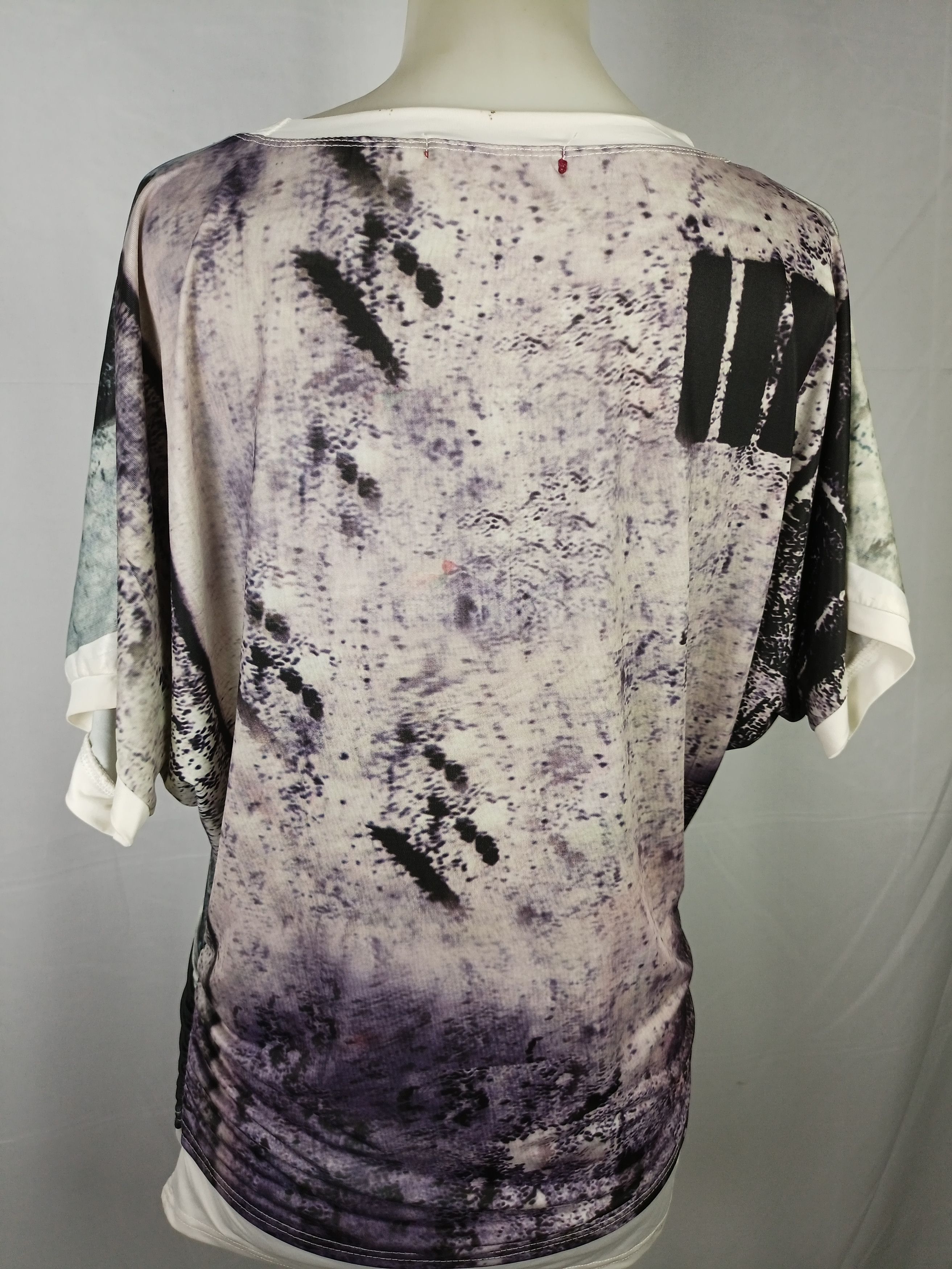 Vintage Adolfo Women's Printed Jersey T-Shirt Size M / US 6-8 / IT 42-44 - 9 Thumbnail
