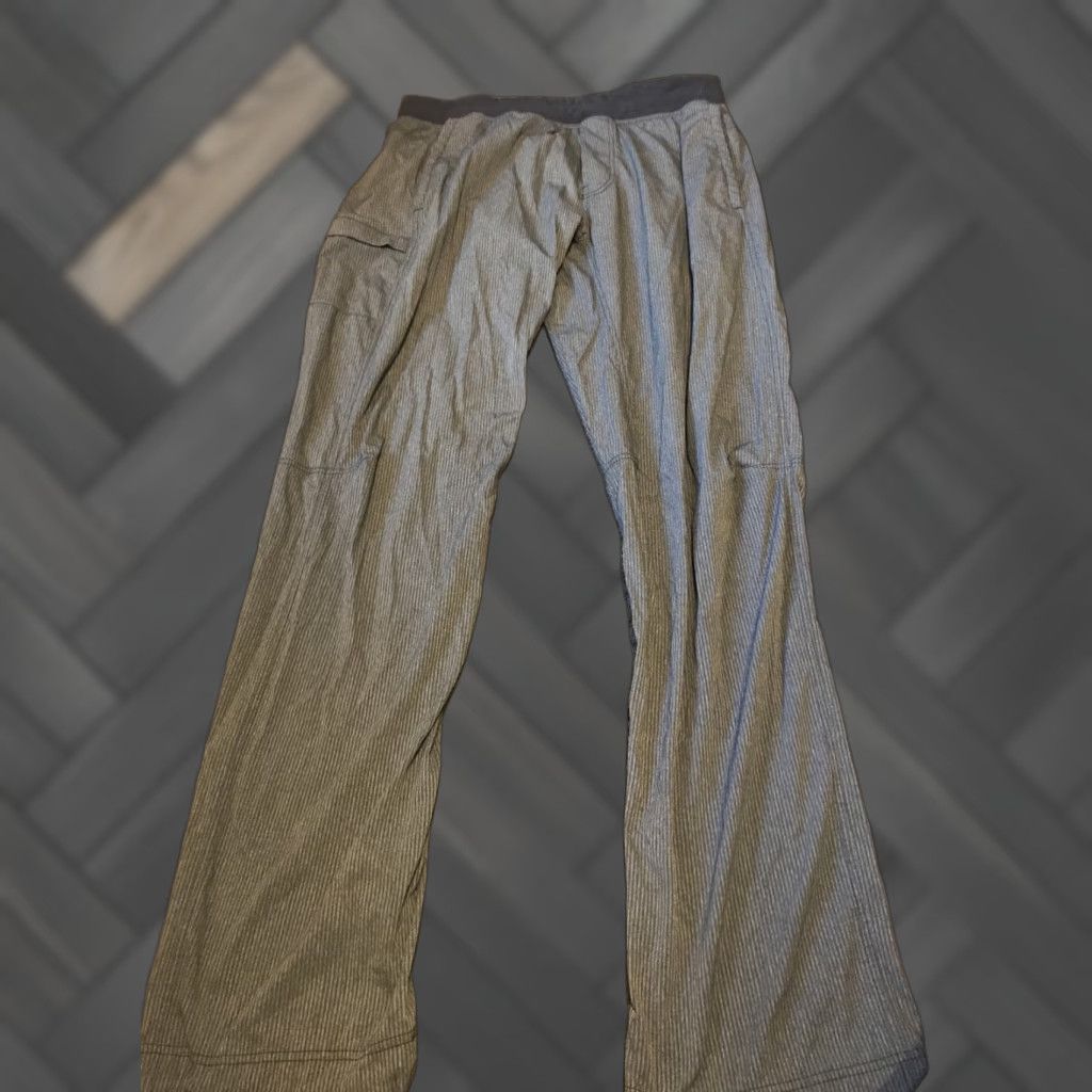 Lululemon Lululemon Mens XL Striped Jogger Pants Drawstring Waist Lightweight Elastic Breathable Casual Workwear Pocketed Gray Polyester Straight Leg Size US 36 / EU 52 - 1 Thumbnail
