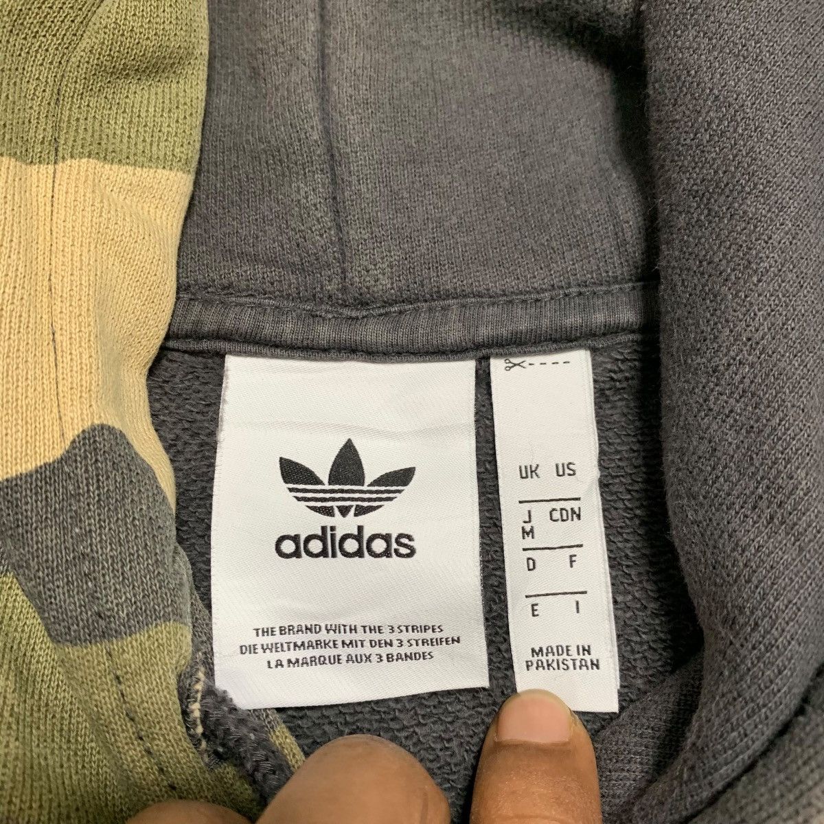 Adidas Adidas Big Logo Camo Hoodie Size US M / EU 48-50 / 2 - 5 Thumbnail