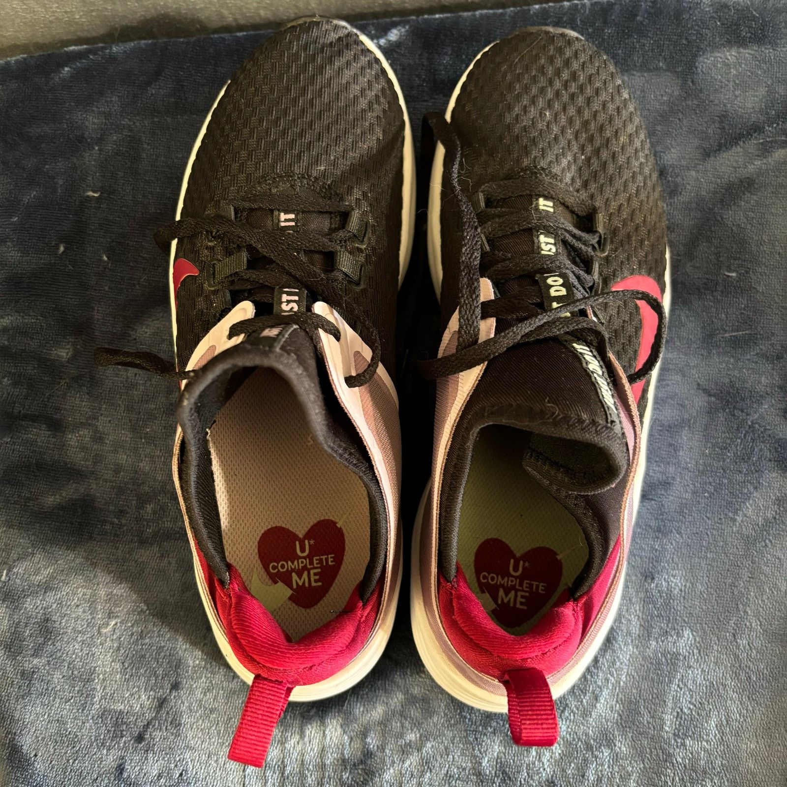 Nike Nike Air Max Bella TR 2 Valentines Womens 8 Athletic Running Size US 8 / IT 38 - 5 Thumbnail