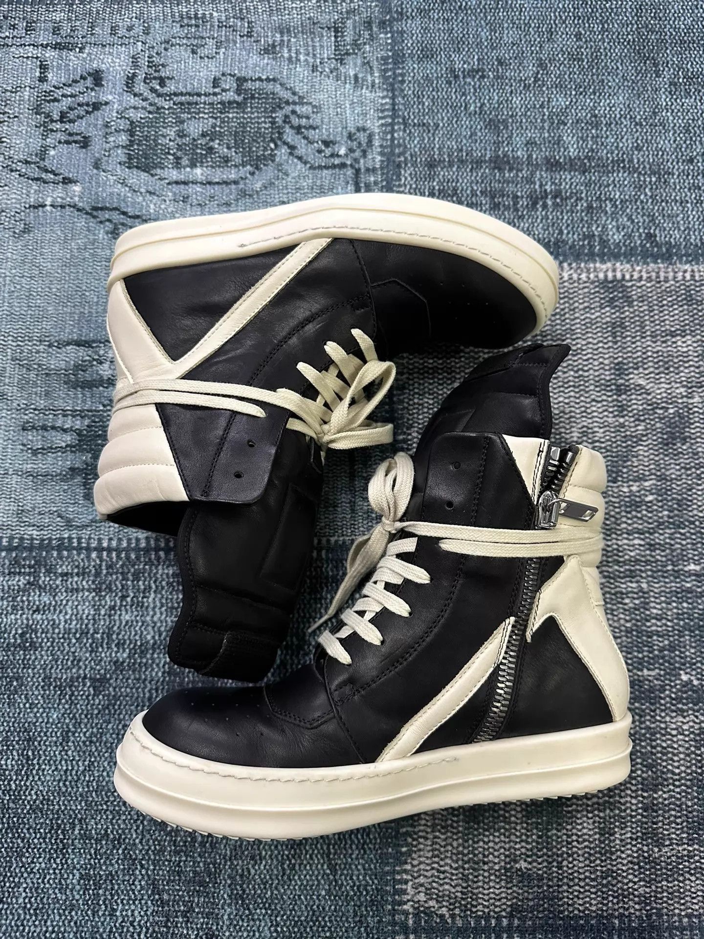 Rick Owens Rick Owens Inverted Triangle 38 Sheepskin Hot New Near Mint Size US 7.5 / IT 37.5 - 2 Thumbnail