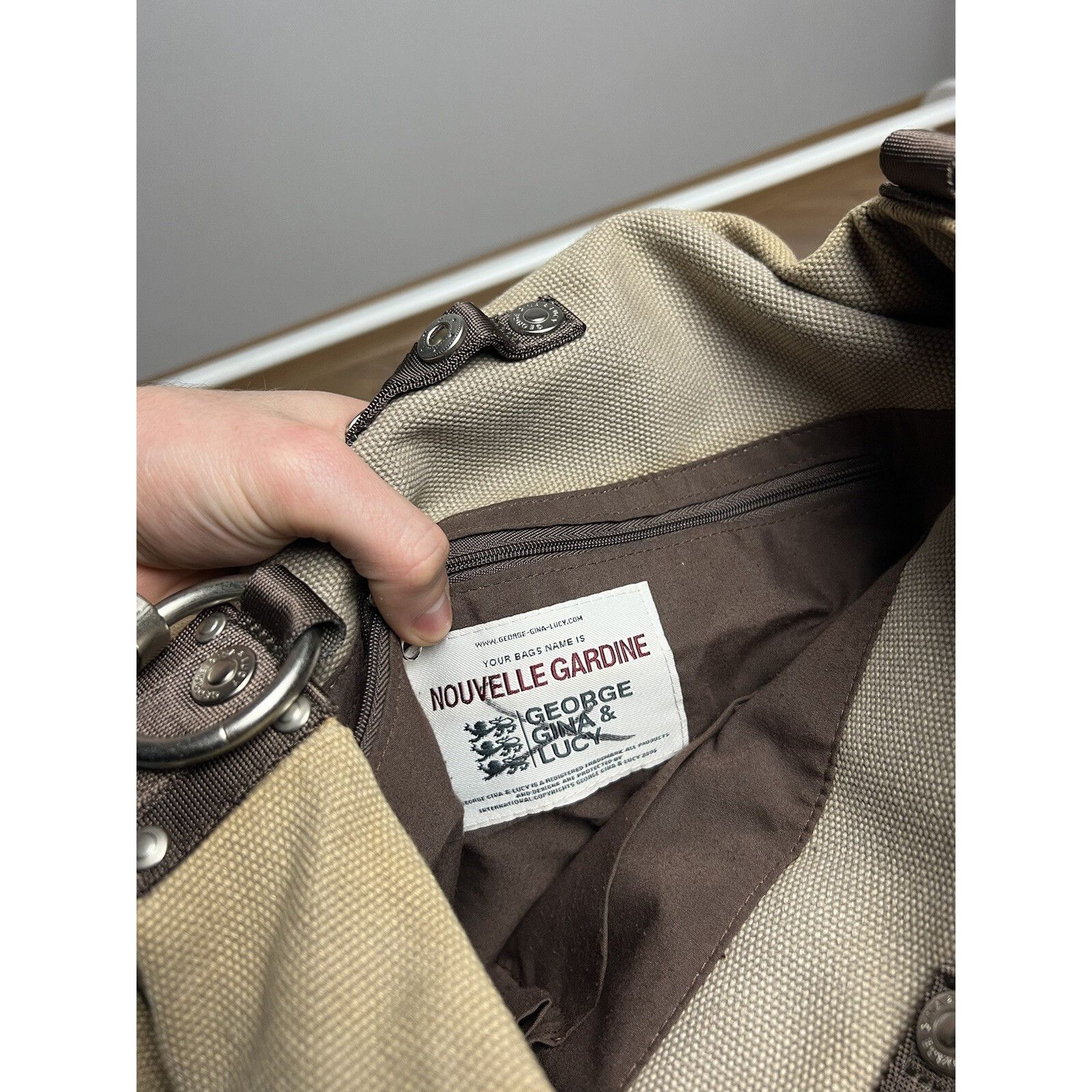 George Gina & Lucy GGL George Gina & Lucy Nouvelle Gardine Beige Gray Shoulder Size ONE SIZE - 11 Thumbnail