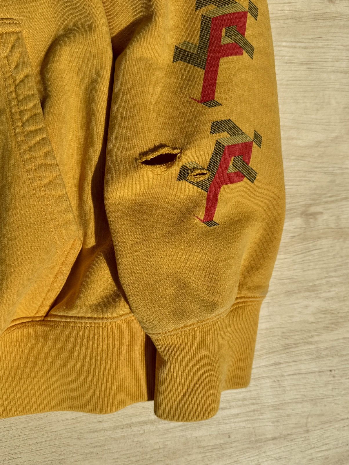 Palace PALACE SKATEBOARDS LOGO HOODIE Size US M / EU 48-50 / 2 - 10 Thumbnail