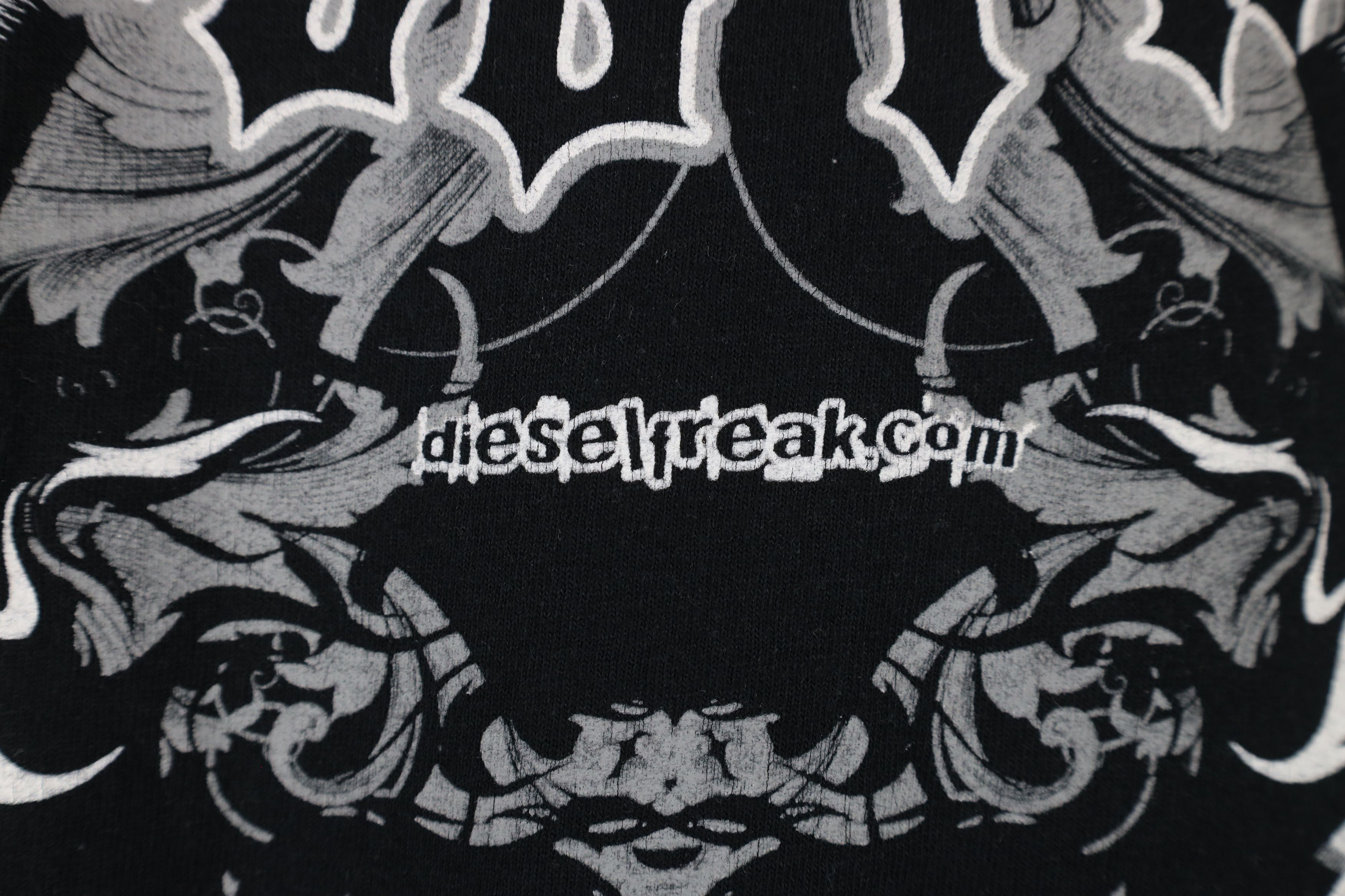 Vintage Vintage Y2K Streetwear Diesel Freak Skull Tribal T-Shirt Size S / US 4 / IT 40 - 5 Thumbnail