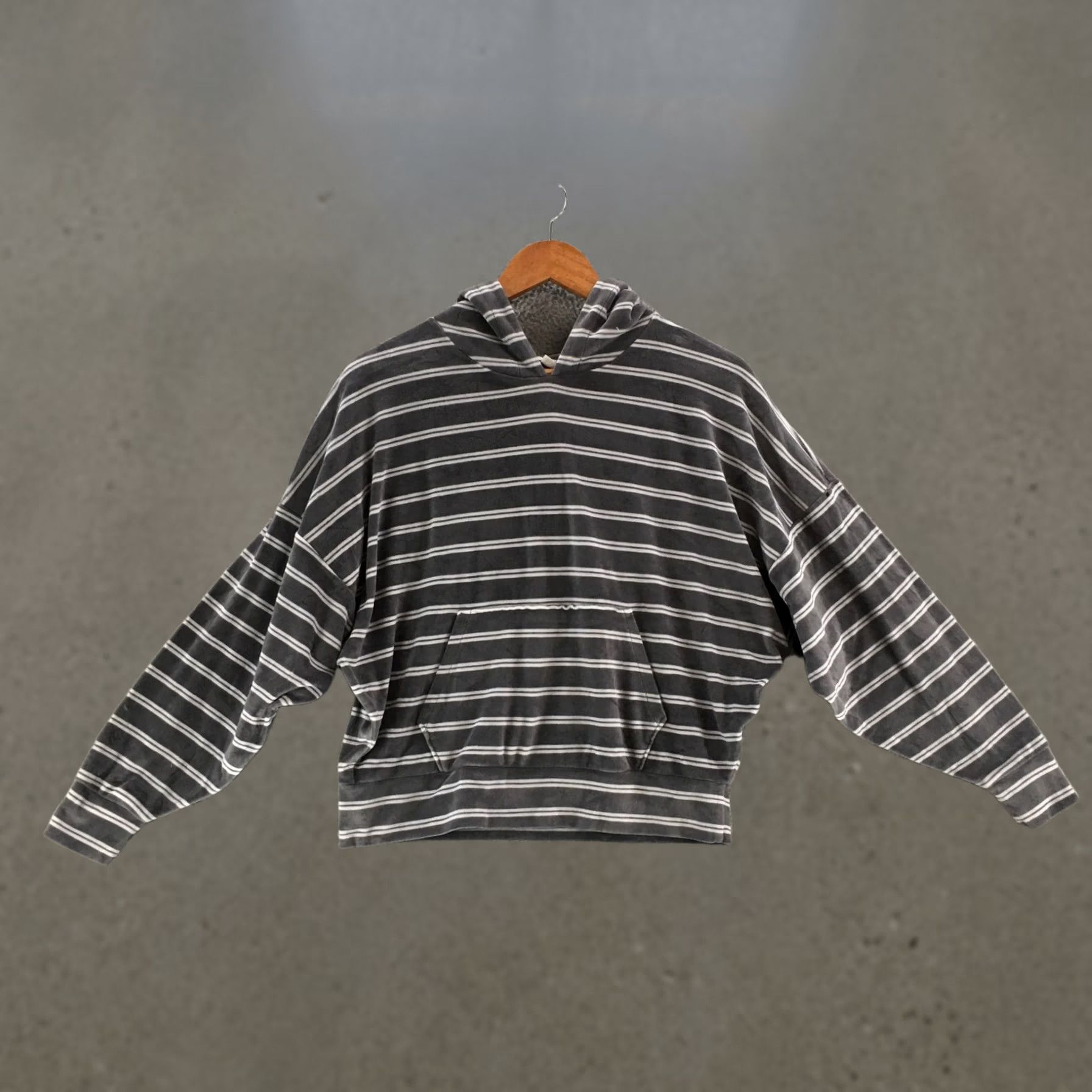 American Eagle Outfitters American Eagle Outfitters Hoodie Women's XS Gray Fleece Long Sleeve Pullover Sweatshirt Size XS / US 0-2 / IT 36-38 - 1 Thumbnail