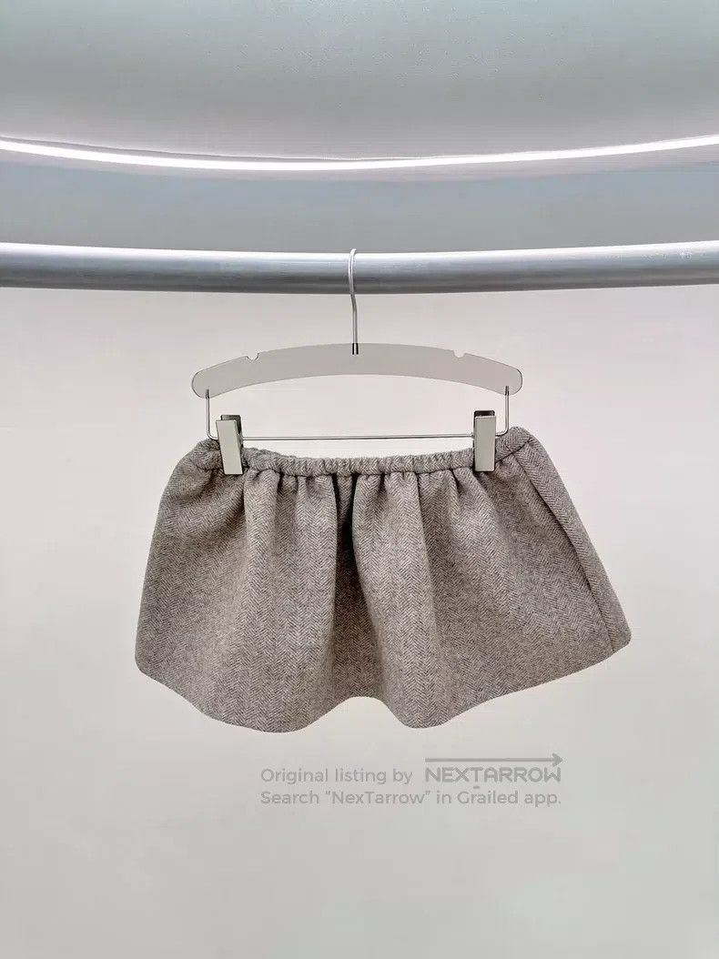 Miu Miu Miu Miu 38 Tweed fluffy skirt Size 37" - 2 Thumbnail