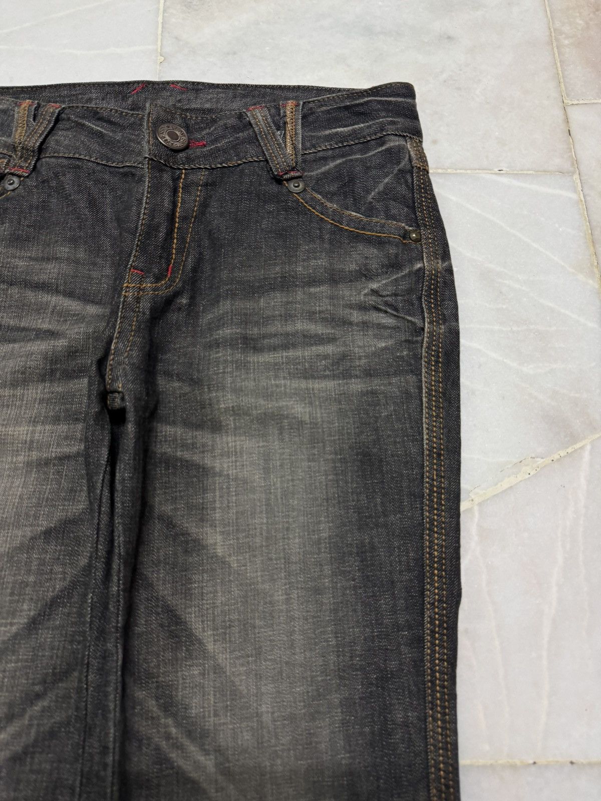 Tornado Mart BELL BOTTOM VINTAGE JAPANESE MUDWASHED FLARE DARK DENIM Size US 29 - 4 Thumbnail