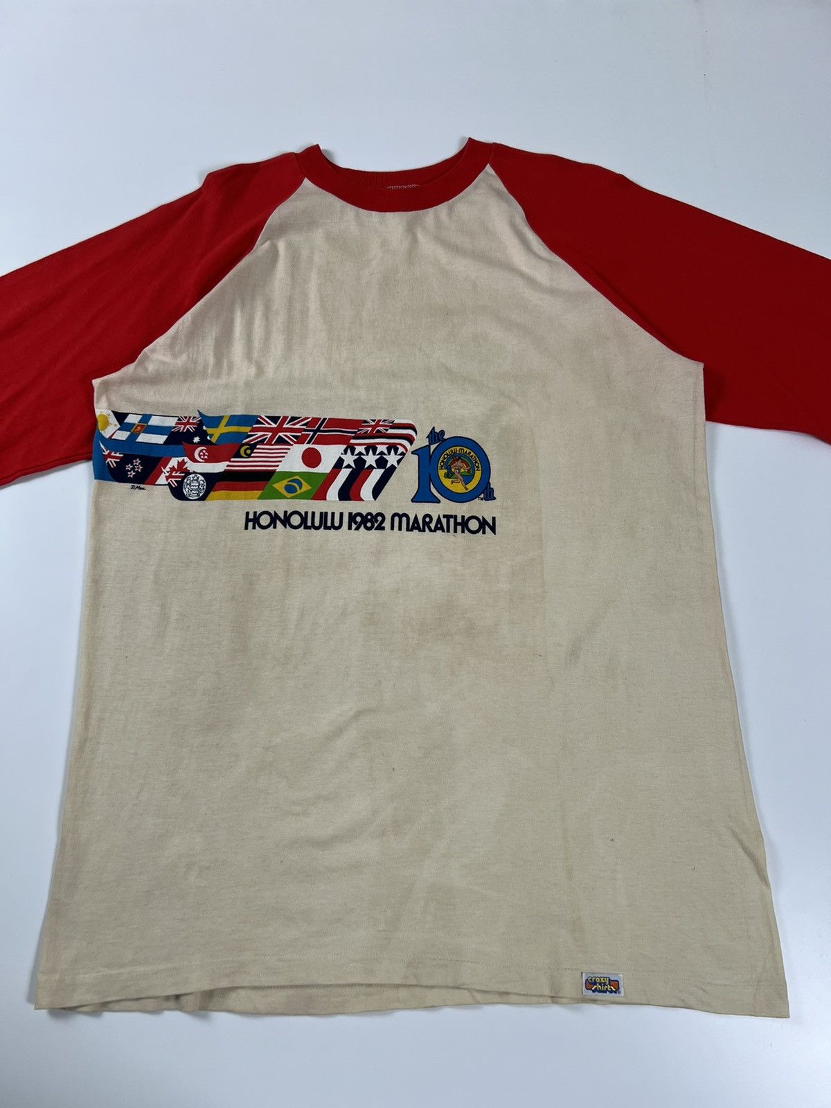 Vintage Vintage 1982 Honolulu Marathon Long Sleeve Tshirt Size US XL / EU 56 / 4 - 2 Thumbnail