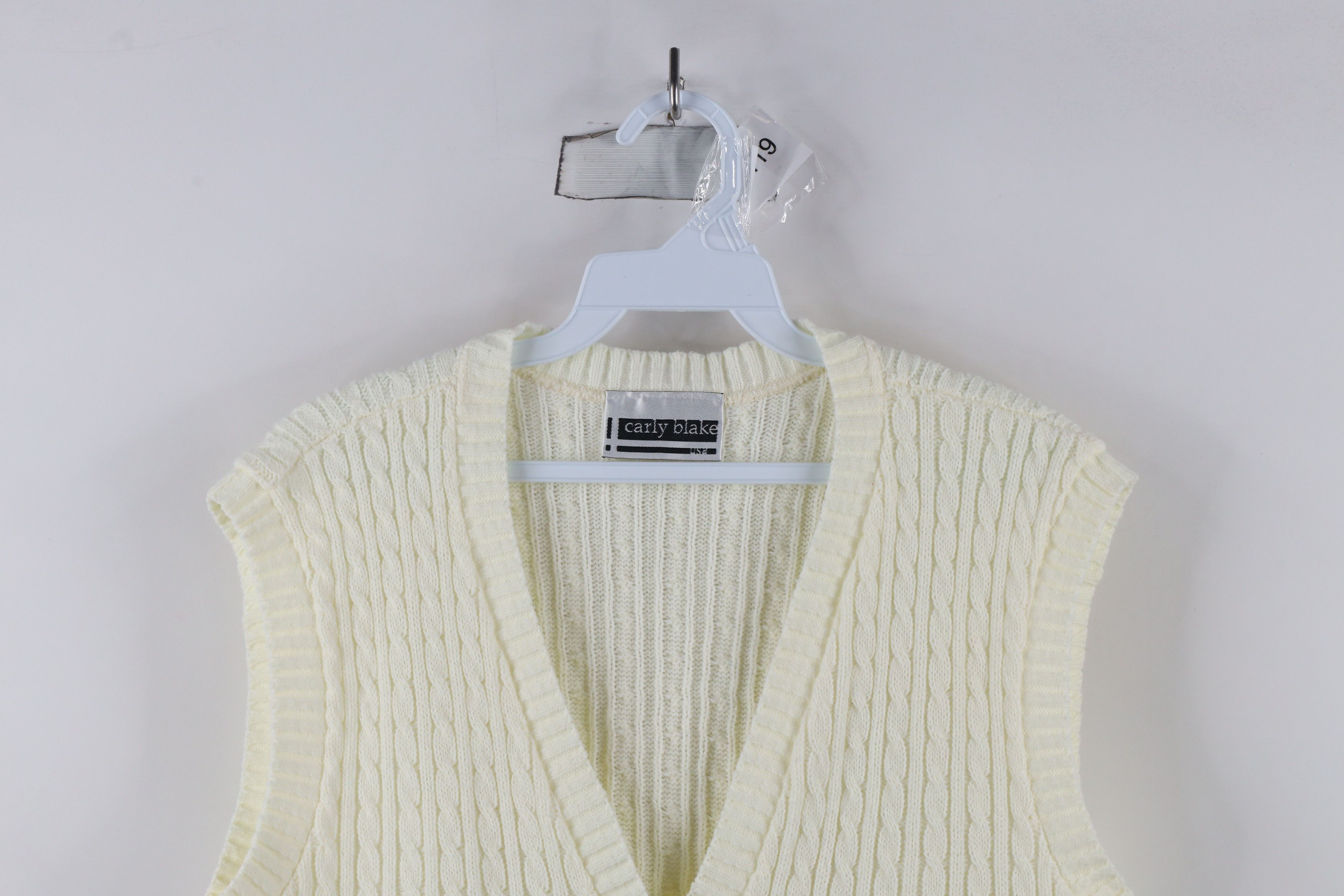 Vintage Vintage 90s Streetwear Knit Cardigan Sweater Vest Cream Size S / US 4 / IT 40 - 2 Thumbnail