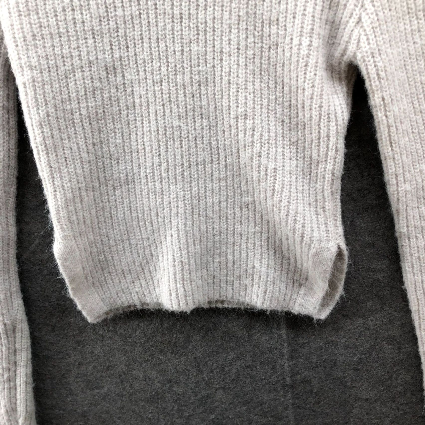 Zara Zara Sweater Womens S Crewneck Ivory Fitted Ribbed Fuzzy Knit Pullover Split Hem Slim Knit Long Sleeve Vintage No Size S / US 4 / IT 40 - 4 Thumbnail