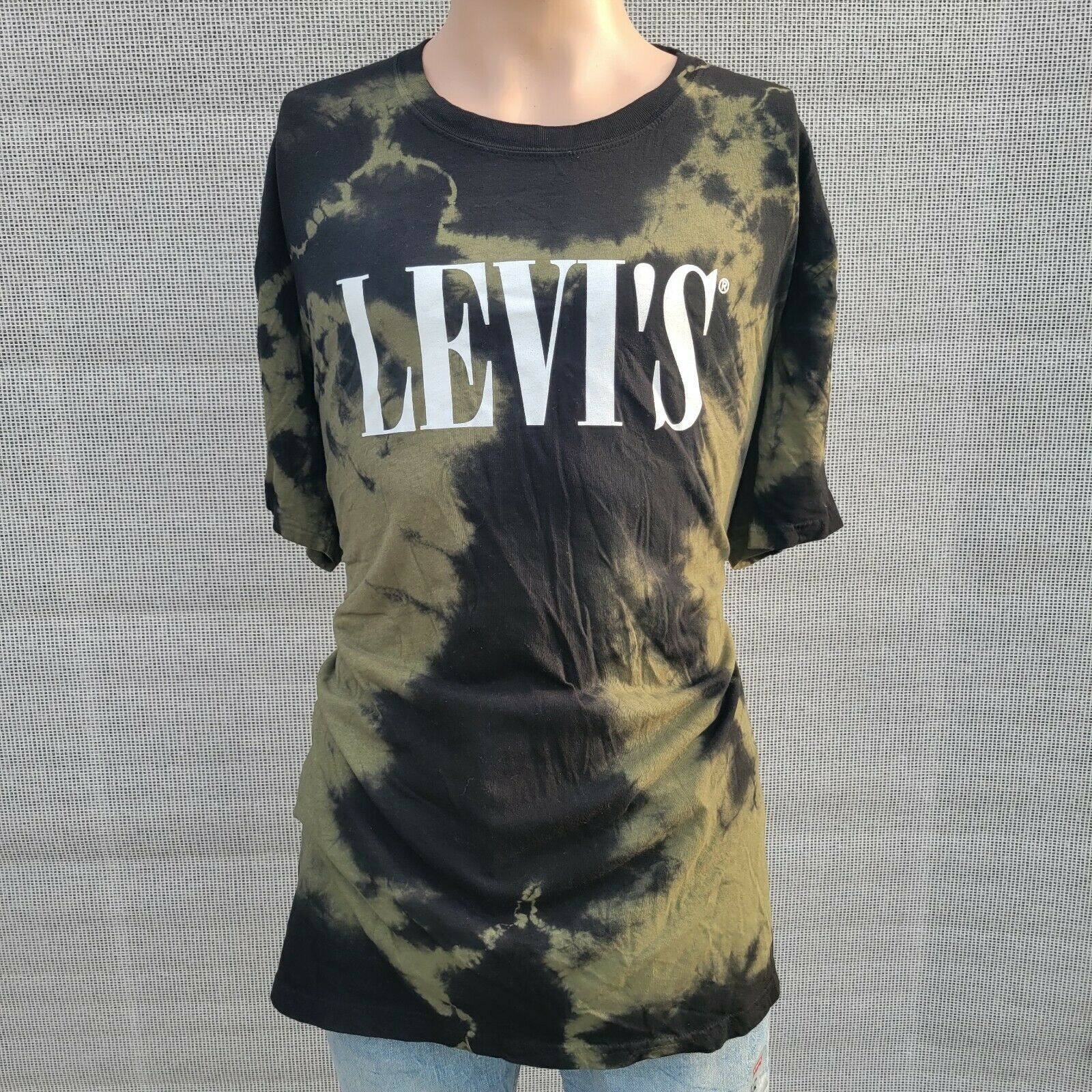 Levi's Men's Levi's Prewashed Camo Tshirt. Size Medium. Size US M / EU 48-50 / 2 - 4 Thumbnail