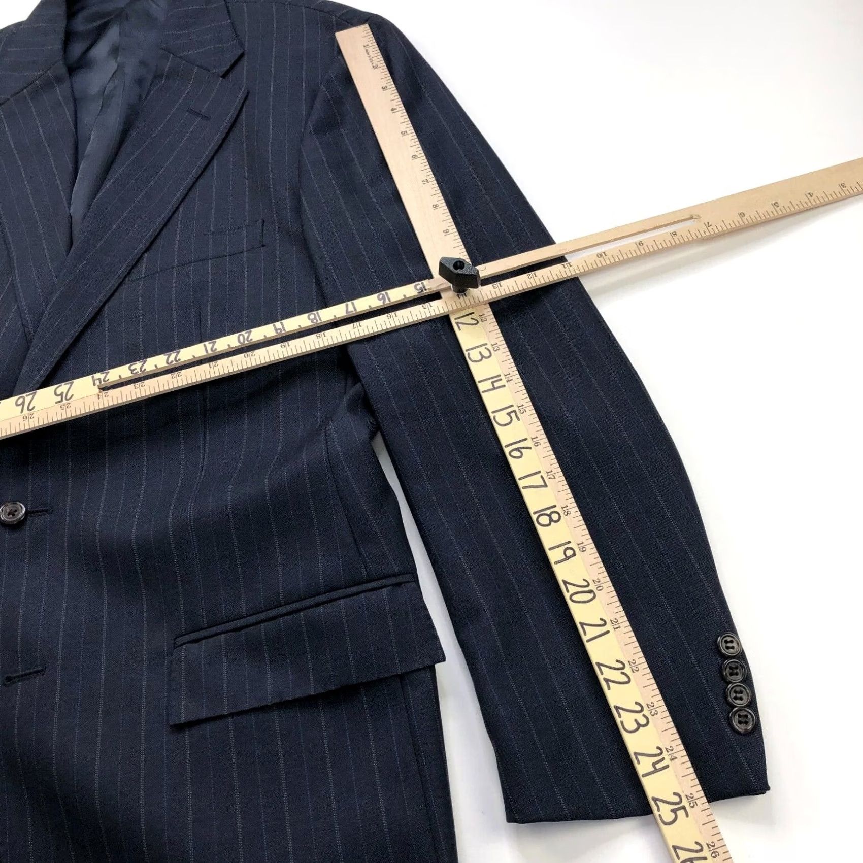 Ralph Lauren Polo Ralph Lauren 42L Navy Pinstripe 100% Virgin Wool Button Sport Coat Jacket Men Wool Pinstripe Suit Jacket Regular Fit Navy 42L Mens Size US XL / EU 56 / 4 - 7 Thumbnail