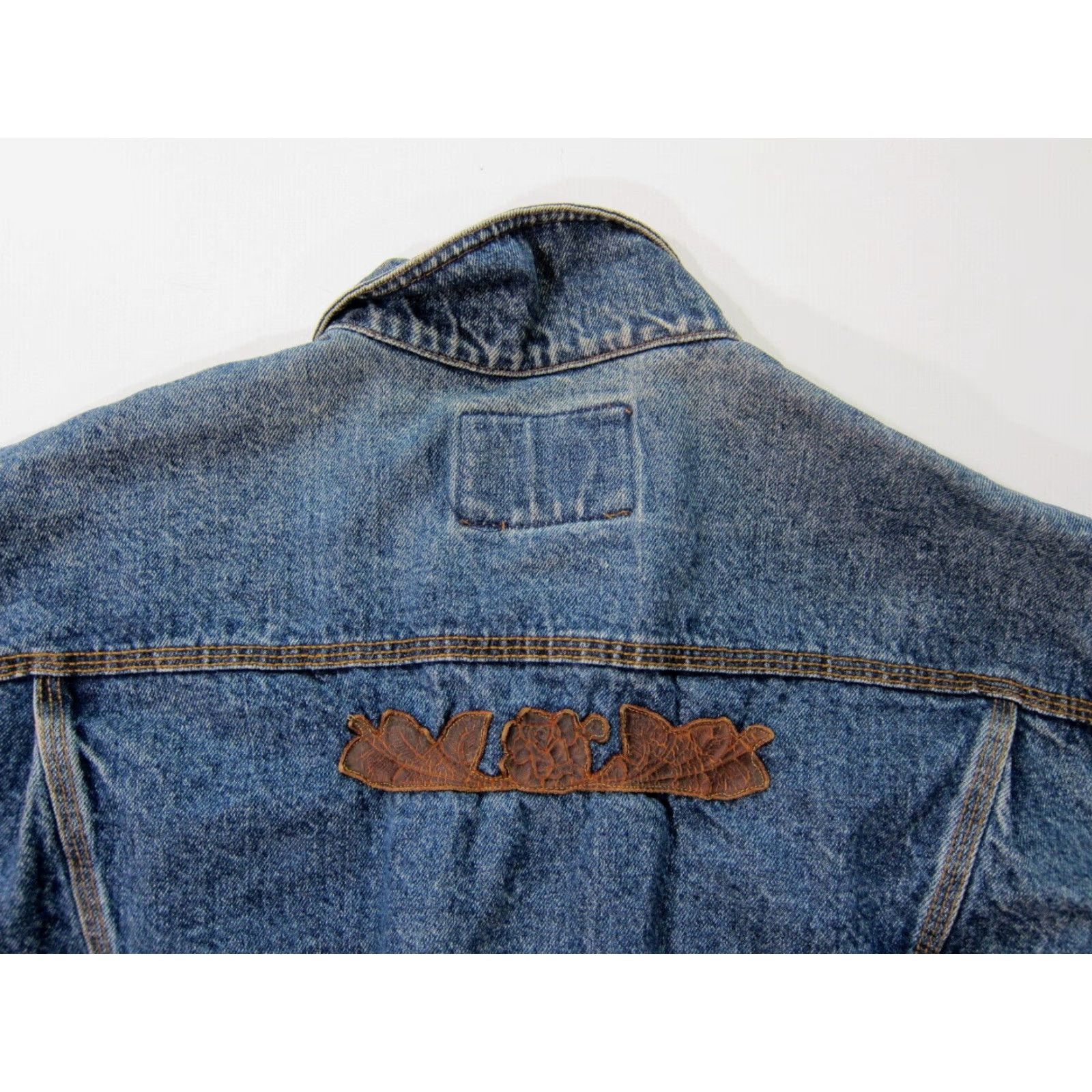 Jordache VINTAGE Jordache Basics Cotton Distressed Denim Leather Jean Jacket M-L Jeans Jacket Women Blue 80s 90s Denim Vintage Jordache Women Mens Size 32" / US 10 / IT 46 - 4 Thumbnail