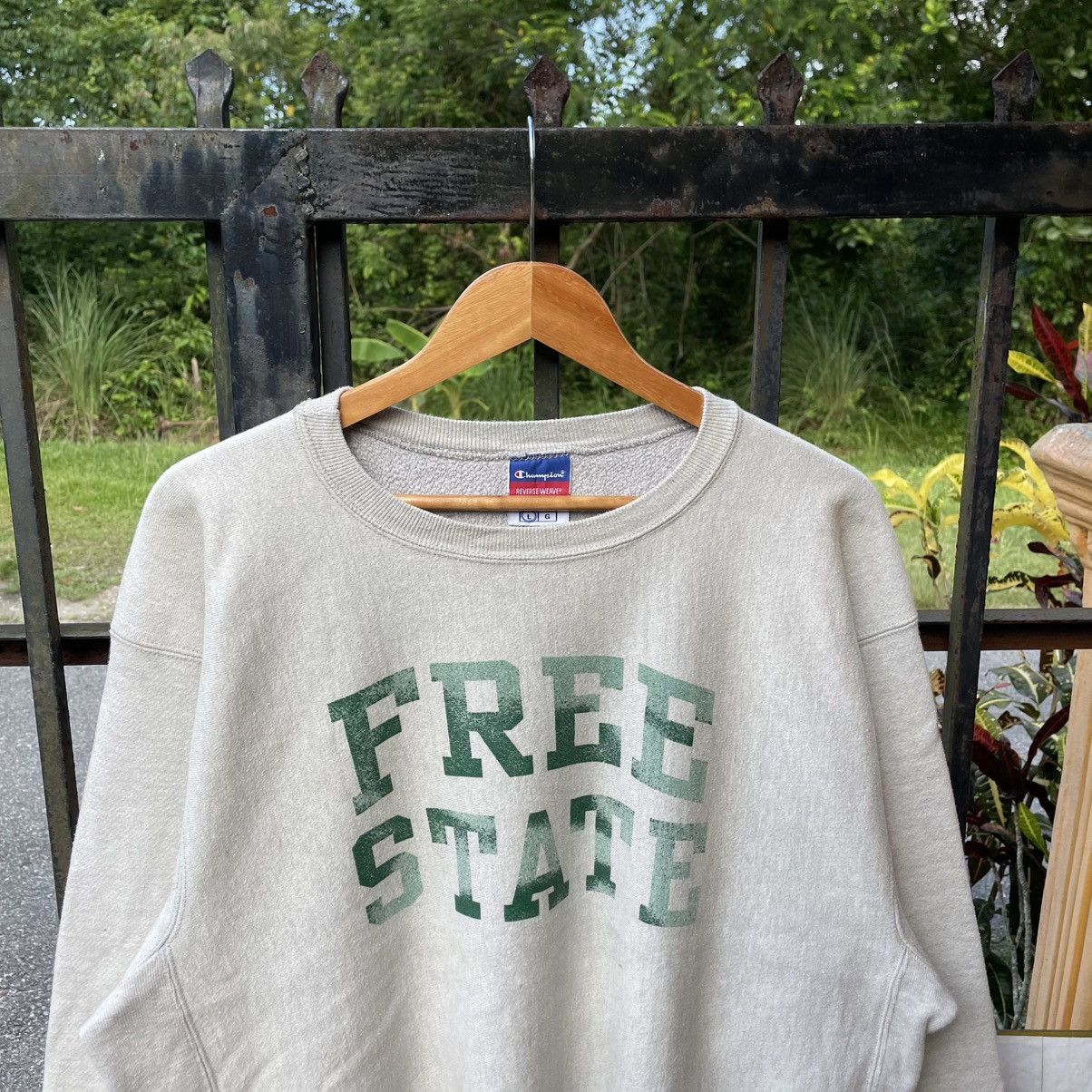 Champion 🔥Vintage Champion Reverse Weave Free State Sweatshirts Size US L / EU 52-54 / 3 - 3 Thumbnail