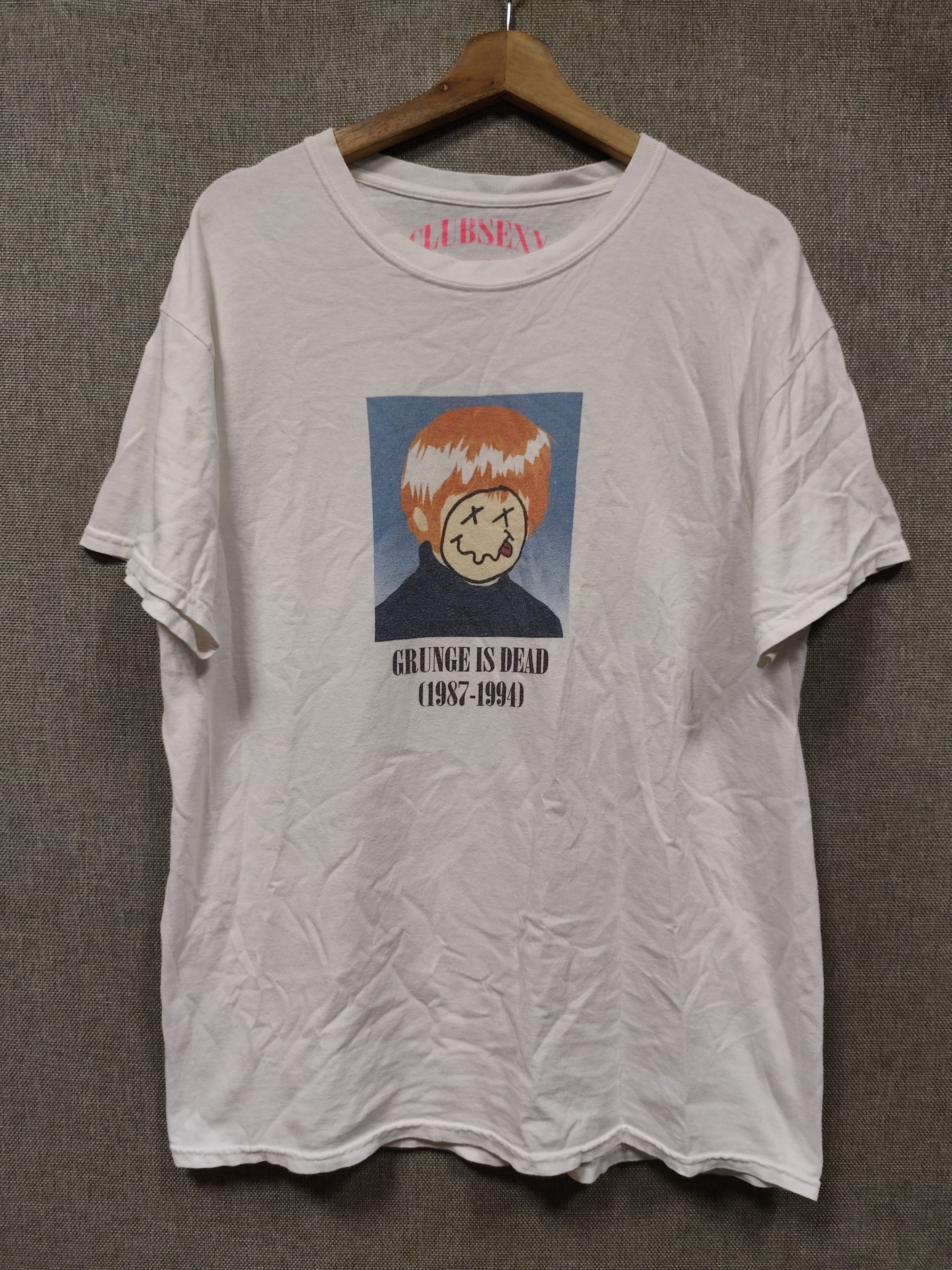 Other T Shirt Grunge Is Dead Kurt Cobain Size US L / EU 52-54 / 3 - 1 Thumbnail