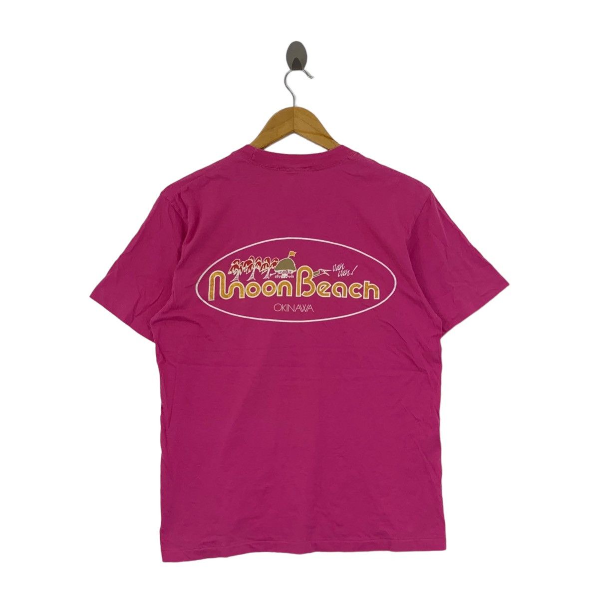 Vintage Vintage 90’ MOON BEACH OKINAWA Pink Tee Shirt Size M / US 6-8 / IT 42-44 - 4 Thumbnail