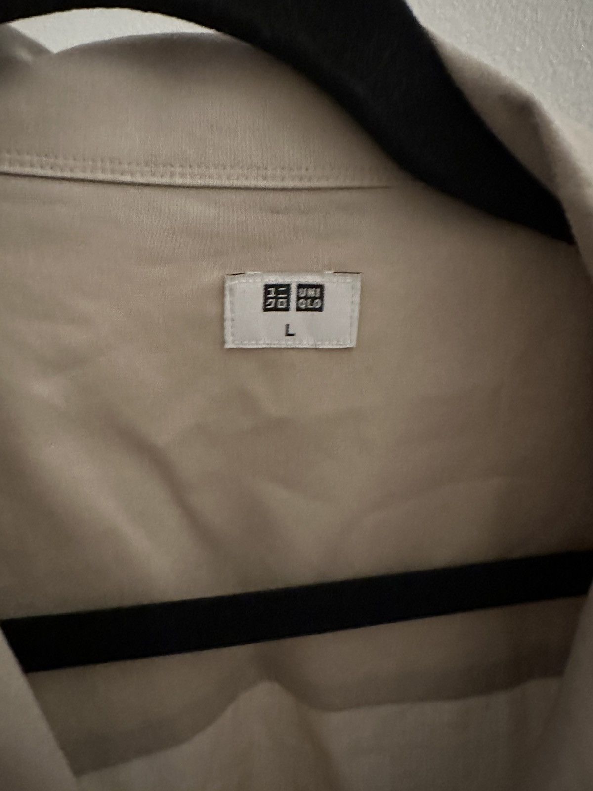 Uniqlo Uniqlo Beige Short Sleeve Shirt Size US L / EU 52-54 / 3 - 2 Thumbnail