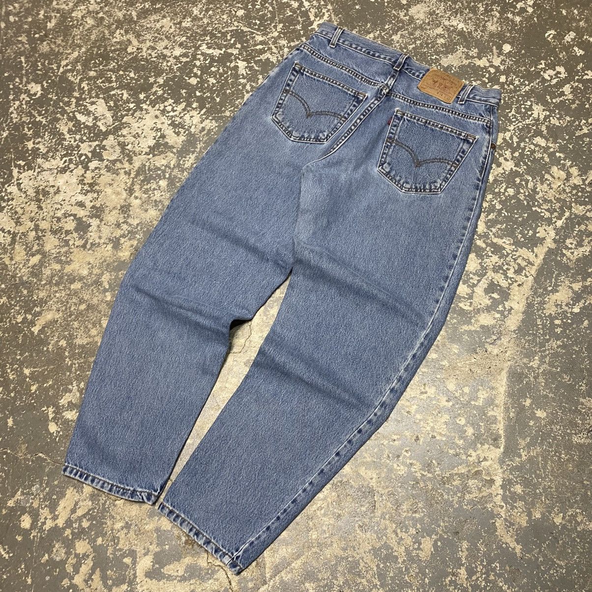 Levi's × Vintage Vintage Levi’s 560 Baggy Fit Blue Denim Jeans USA 90s Size US 33 - 2 Thumbnail