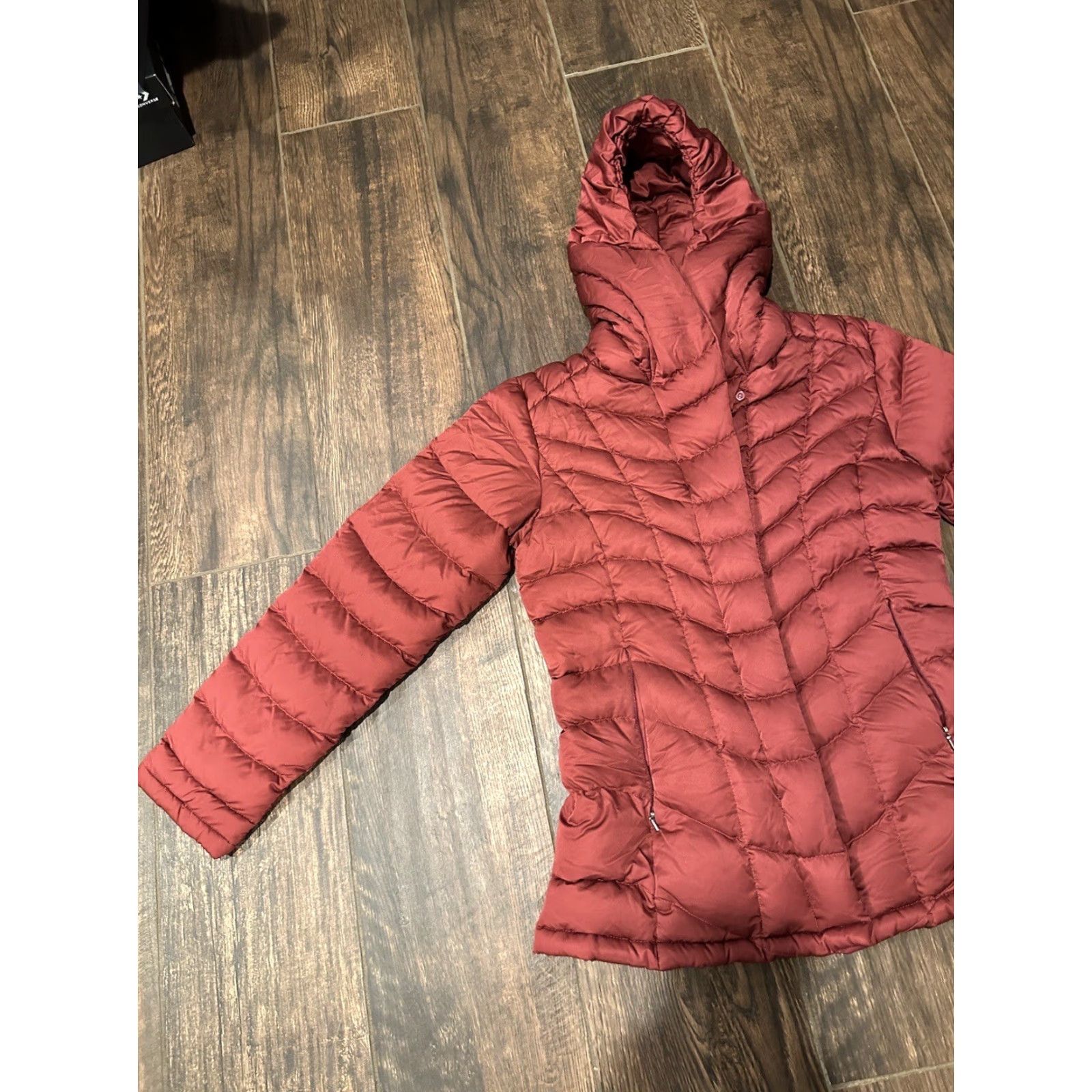 Patagonia Patagonia Womens Downtown Loft Red Quilted Down Parka Jacket S Red Quilted Down Parka Jacket Womens Patagonia Downtown Loft Mens? Size S / US 4 / IT 40 - 3 Thumbnail