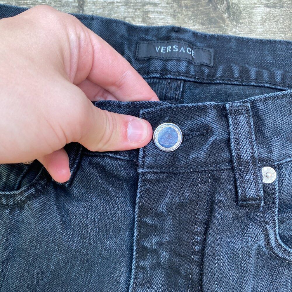 Versace Vintage Versace Embroidered Jeans Size 29 Gray Size US 29 - 7 Thumbnail