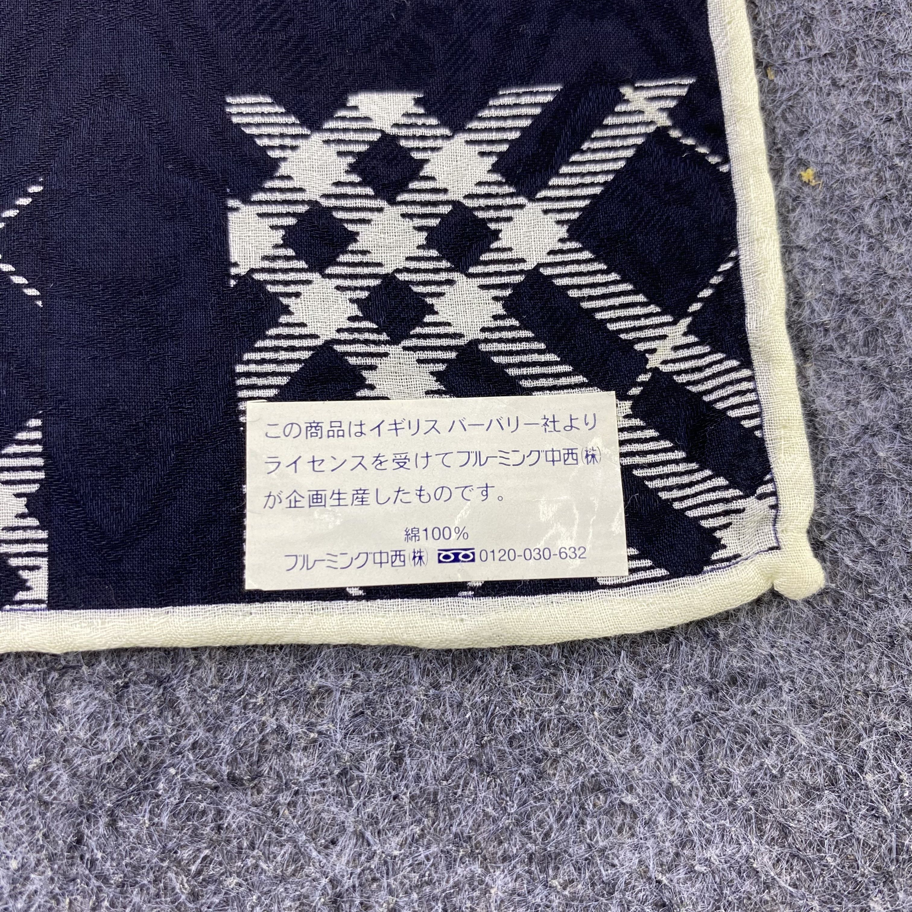 Burberry Burberry Handkerchief Neckerchief Bandana-B1722 Size ONE SIZE - 8 Thumbnail