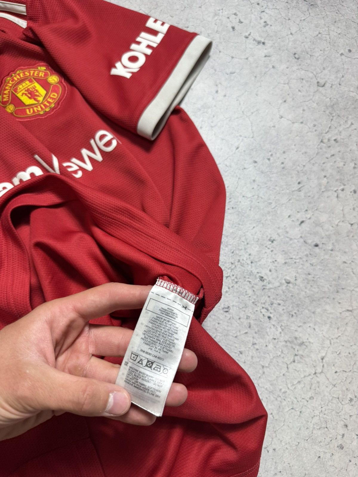 Adidas Adidas FC Manchester United 2021/2022 Soccer Jersey Size US M / EU 48-50 / 2 - 9 Thumbnail