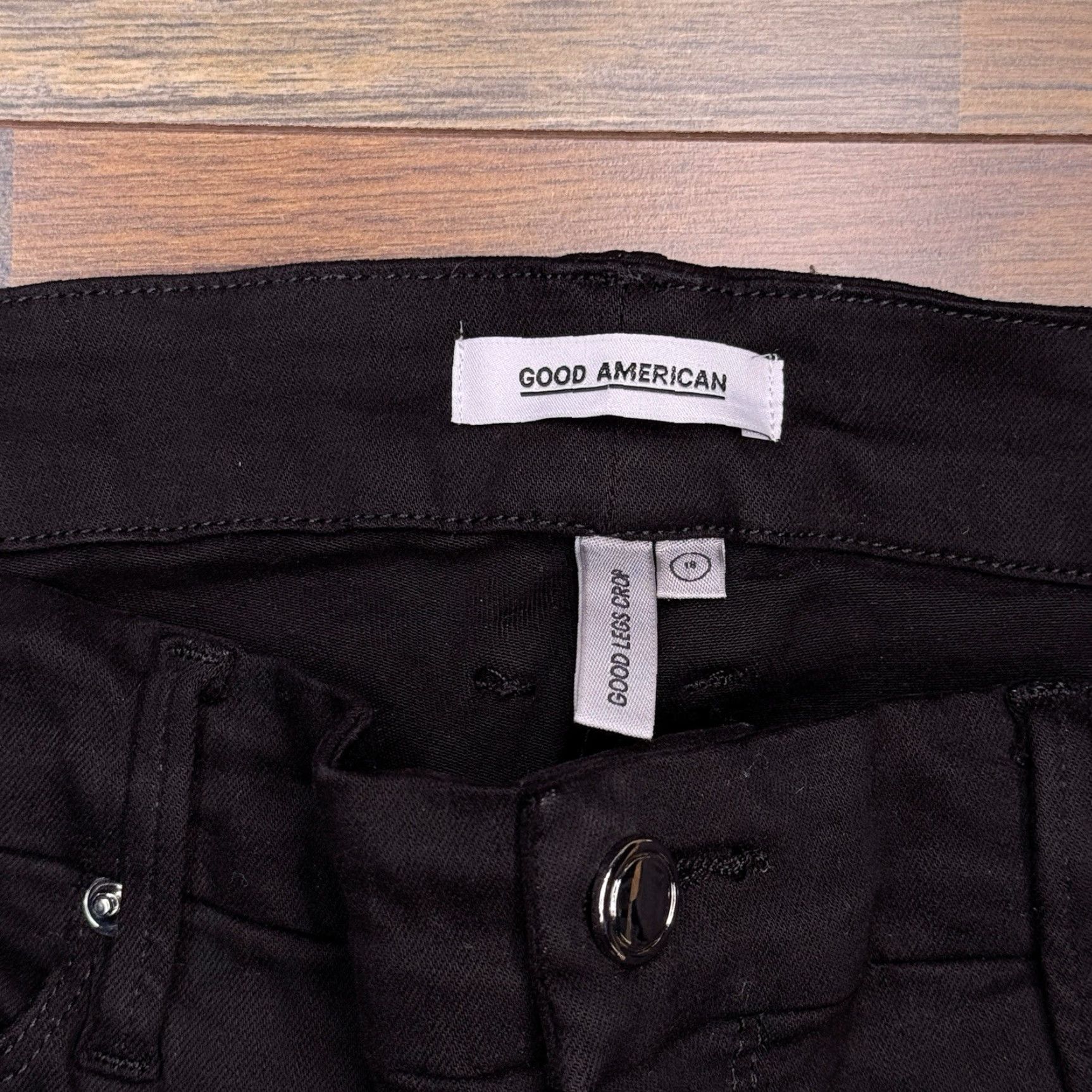 Good American Good American Jeans Womens 18 Black High Rise Crop Stretch 5-Pocket Denim Button Zip 25.5 In Inseam Plus Rise High City Size 40" / US 18 - 4 Thumbnail