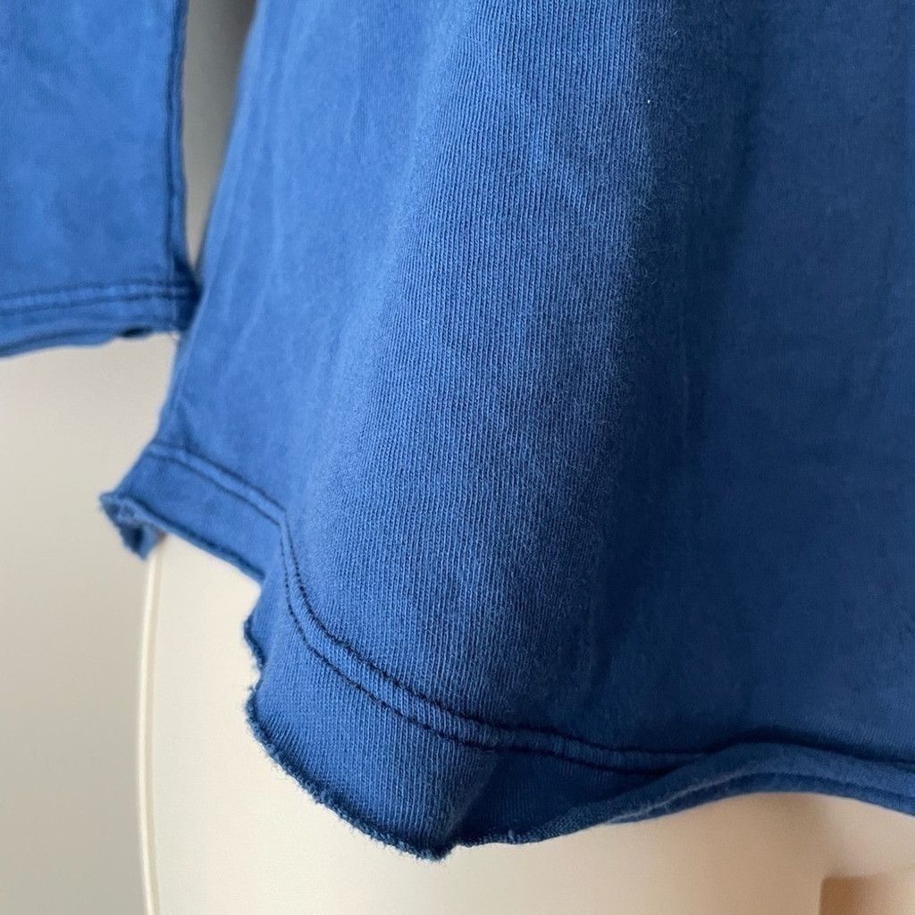 Free People We The Free Puff Shoulder Top Midnight Hour Blue Size XS NWT Size XS / US 0-2 / IT 36-38 - 5 Thumbnail