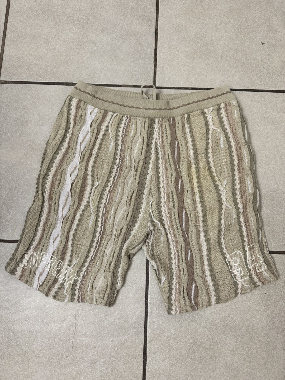 Supreme coogie shorts tan