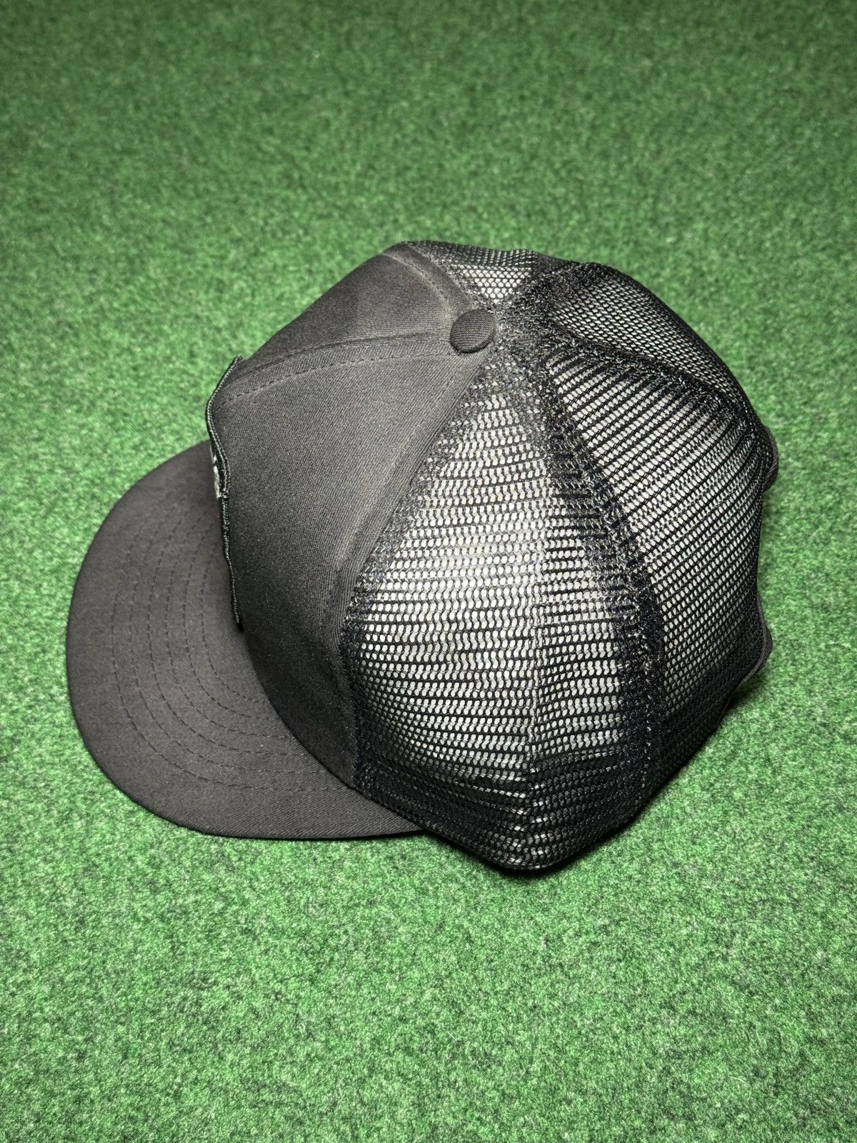 Vintage Wolfs Head Oil Vintage Trucker Mesh Snapback Black Cap Hat Size ONE SIZE - 4 Thumbnail