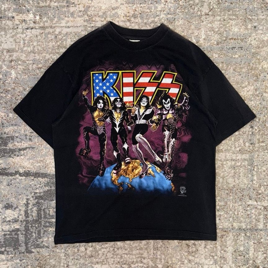 KISS Kiss Vintage 1996 Alive World Tour T-Shirt Size Mens XL Size US XL / EU 56 / 4 - 1 Thumbnail