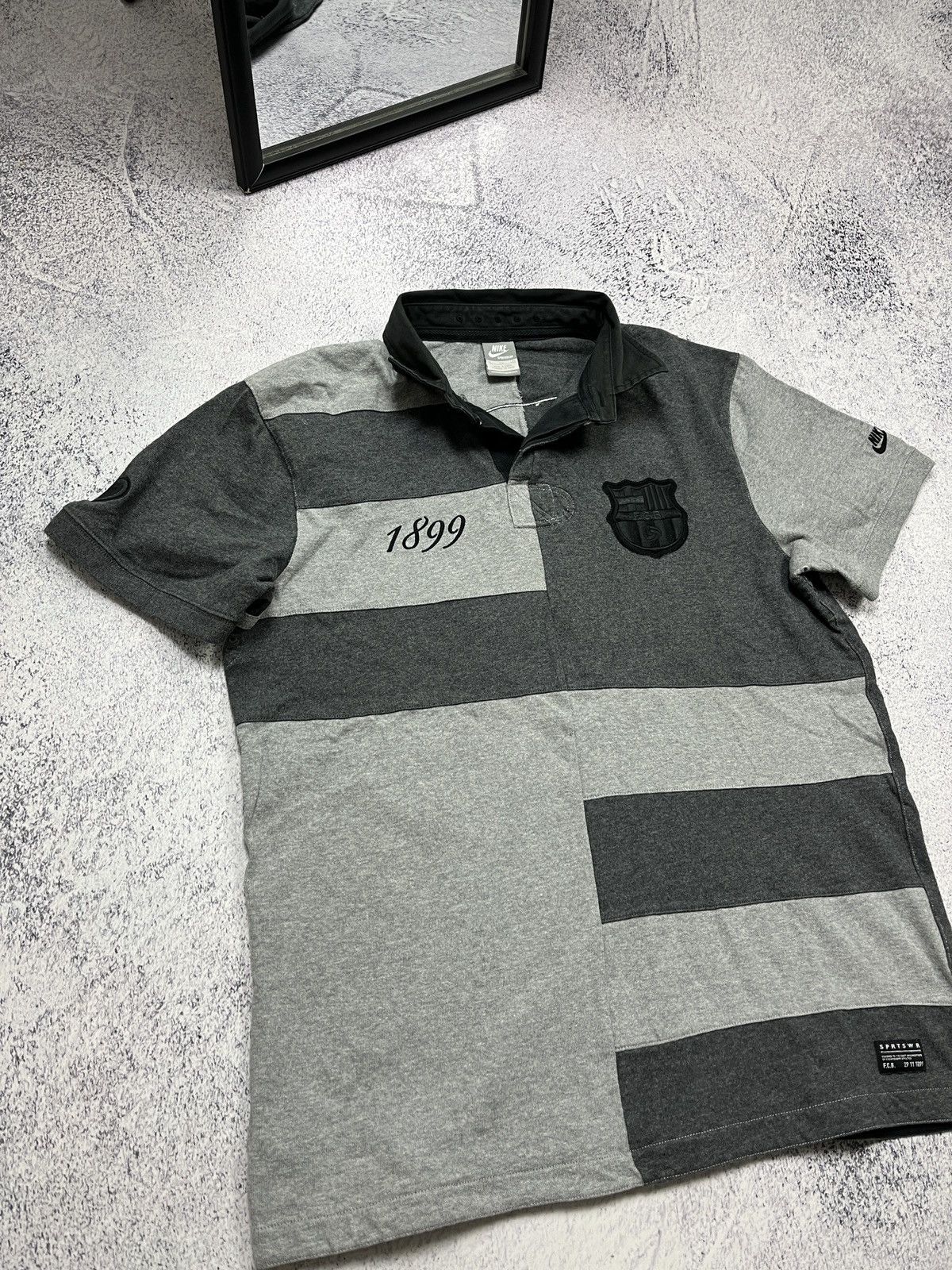 Nike × Vintage Nike 00’s FC Barcelona 1899 Polo Shirt #8 Big Logo Rare Y2k Size US XL / EU 56 / 4 - 4 Thumbnail