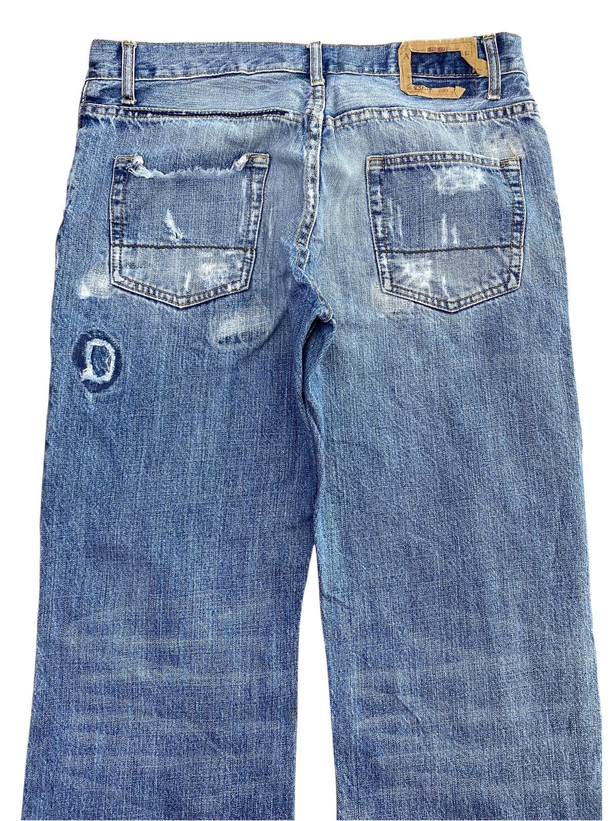 Abercrombie & Fitch Abercrombie & Fitch Faded Blue Wash Style Distressed Jeans Size US 34 / EU 50 - 4 Thumbnail
