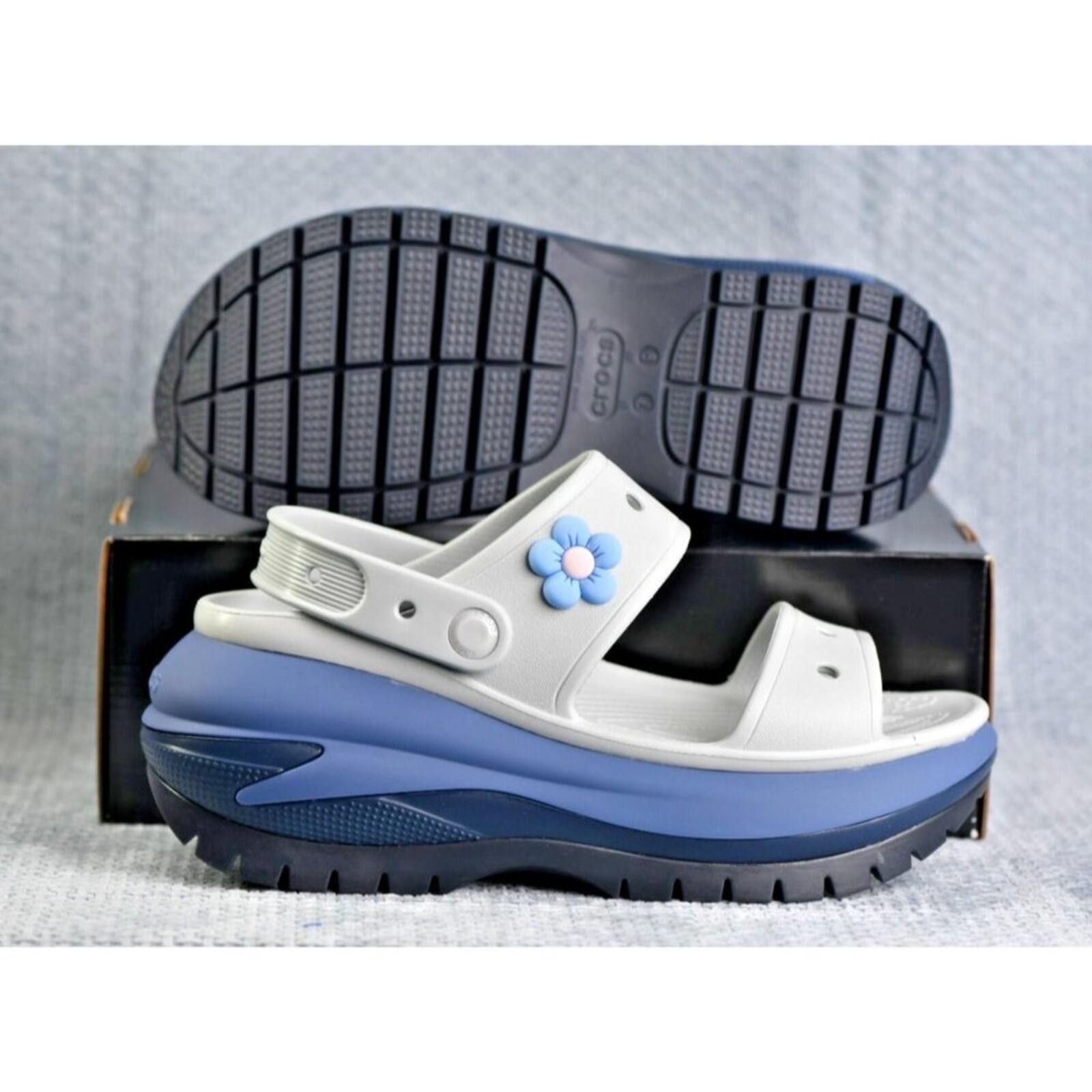 Crocs Crocs Classic Mega Crush Matte Sandal | Mirage | 207989-5AF Size US 9 / IT 39 - 12 Thumbnail