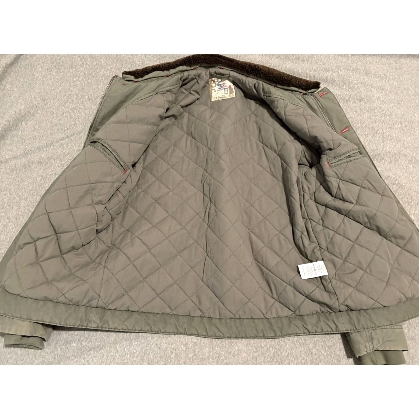 Vintage VINTAGE 32 Bar Blues Green Military Jacket Coat Full Zip Button Sherpa Collar Mens Large Bomber Jacket Green Mens L Full Zip Button Sherpa Collar Size US L / EU 52-54 / 3 - 2 Thumbnail