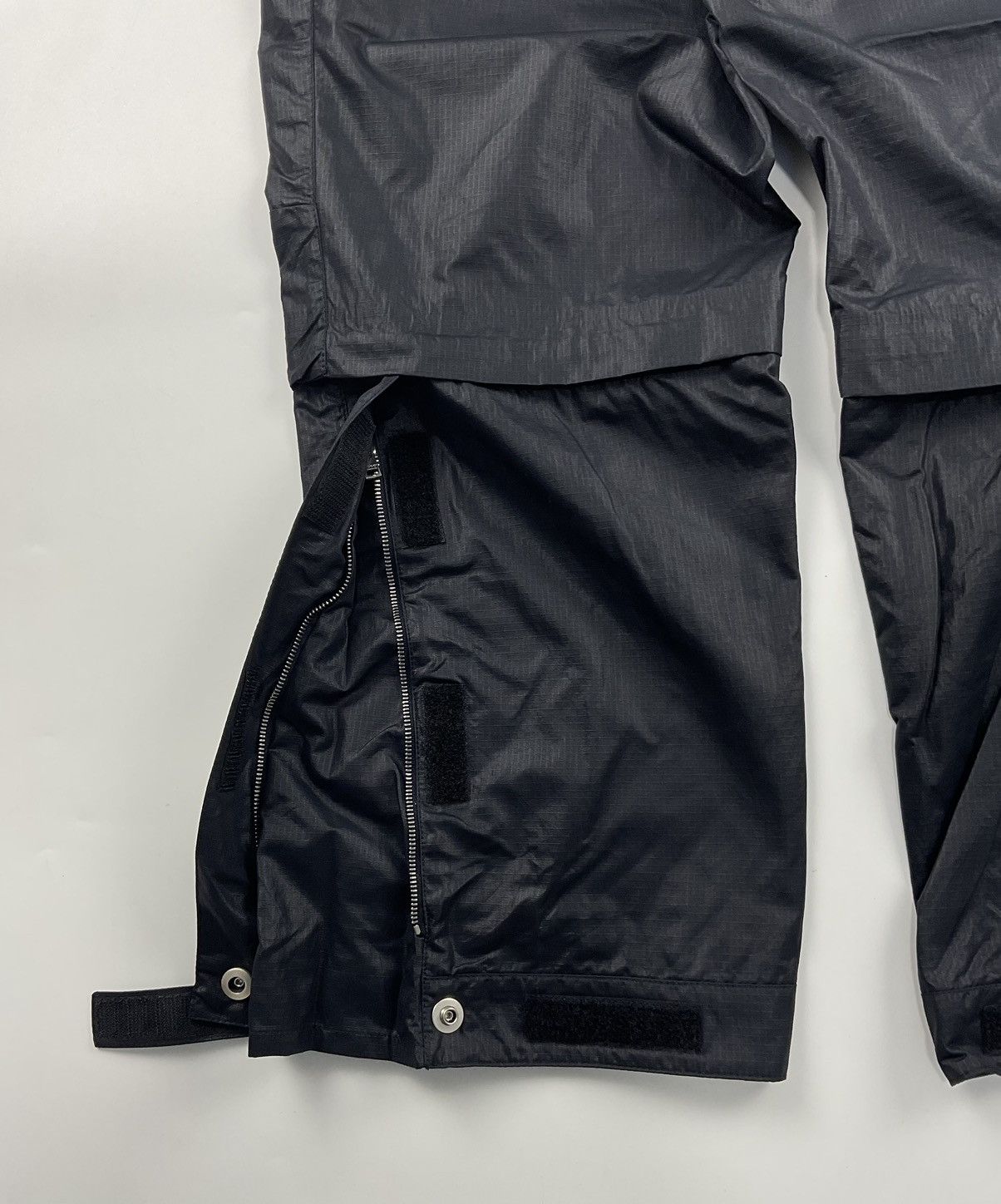 Gucci Gucci Nylon Pants Size US 30 / EU 46 - 11 Thumbnail