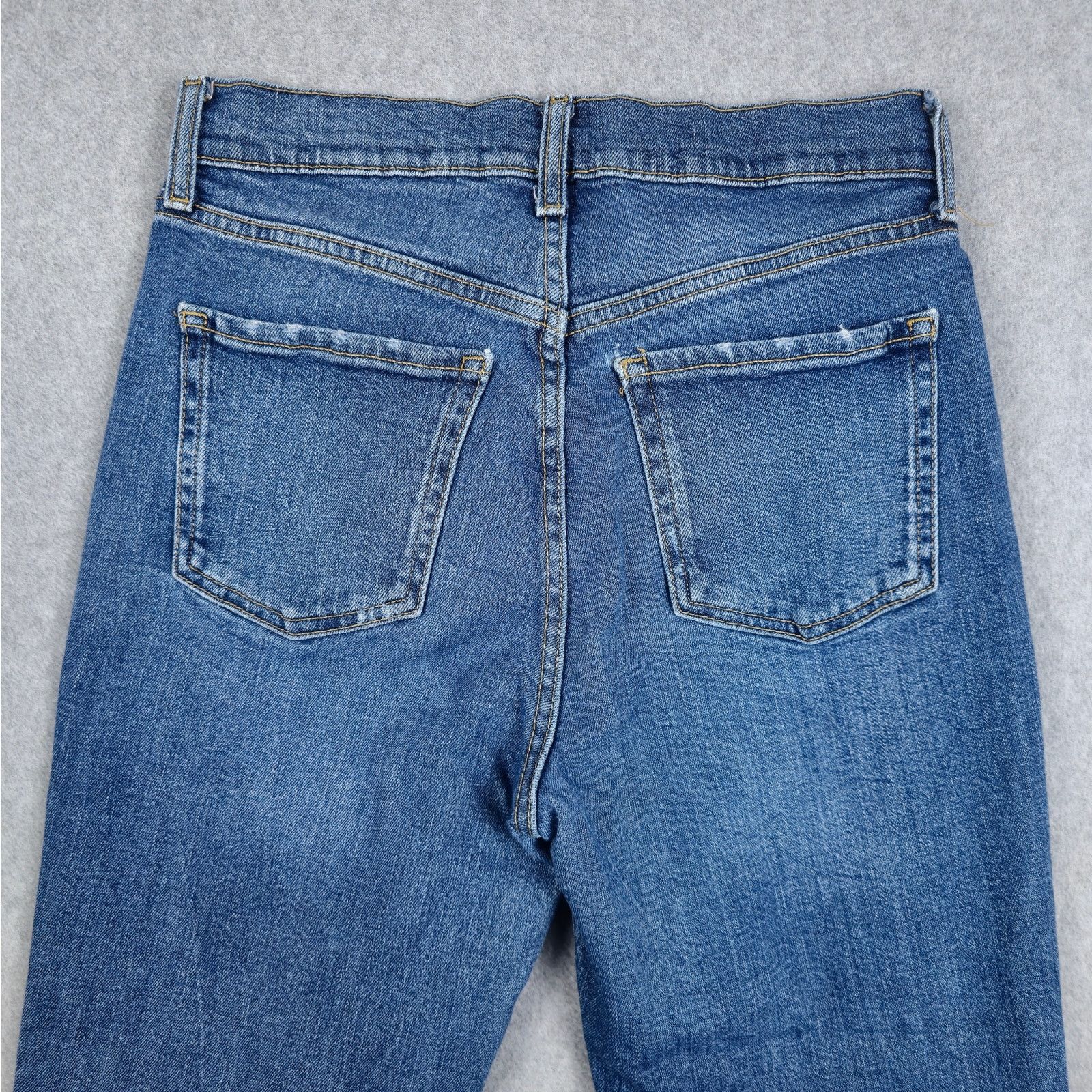 Old Navy Old Navy 4 Sky Hi Straight Button Fly Ripped Jeans 27x27 Size 27" / US 4 / IT 40 - 8 Thumbnail