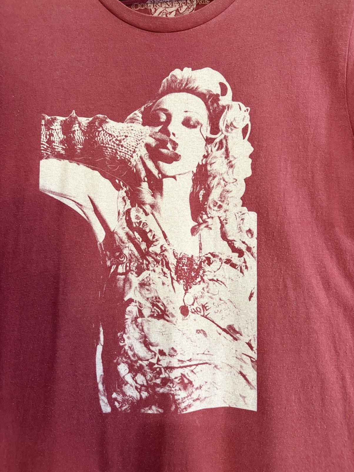 Hysteric Glamour Hysteric Glamour Courtney Love faded Japan Tee Size US L / EU 52-54 / 3 - 3 Thumbnail