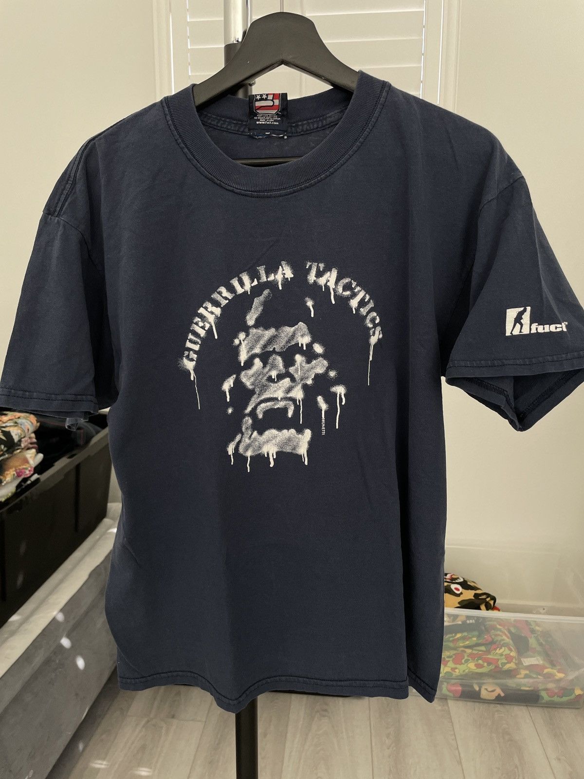 トップス 90s FUCT \"GUERRILLA TACTICS\" red-cotton-fuct-t-shirt-