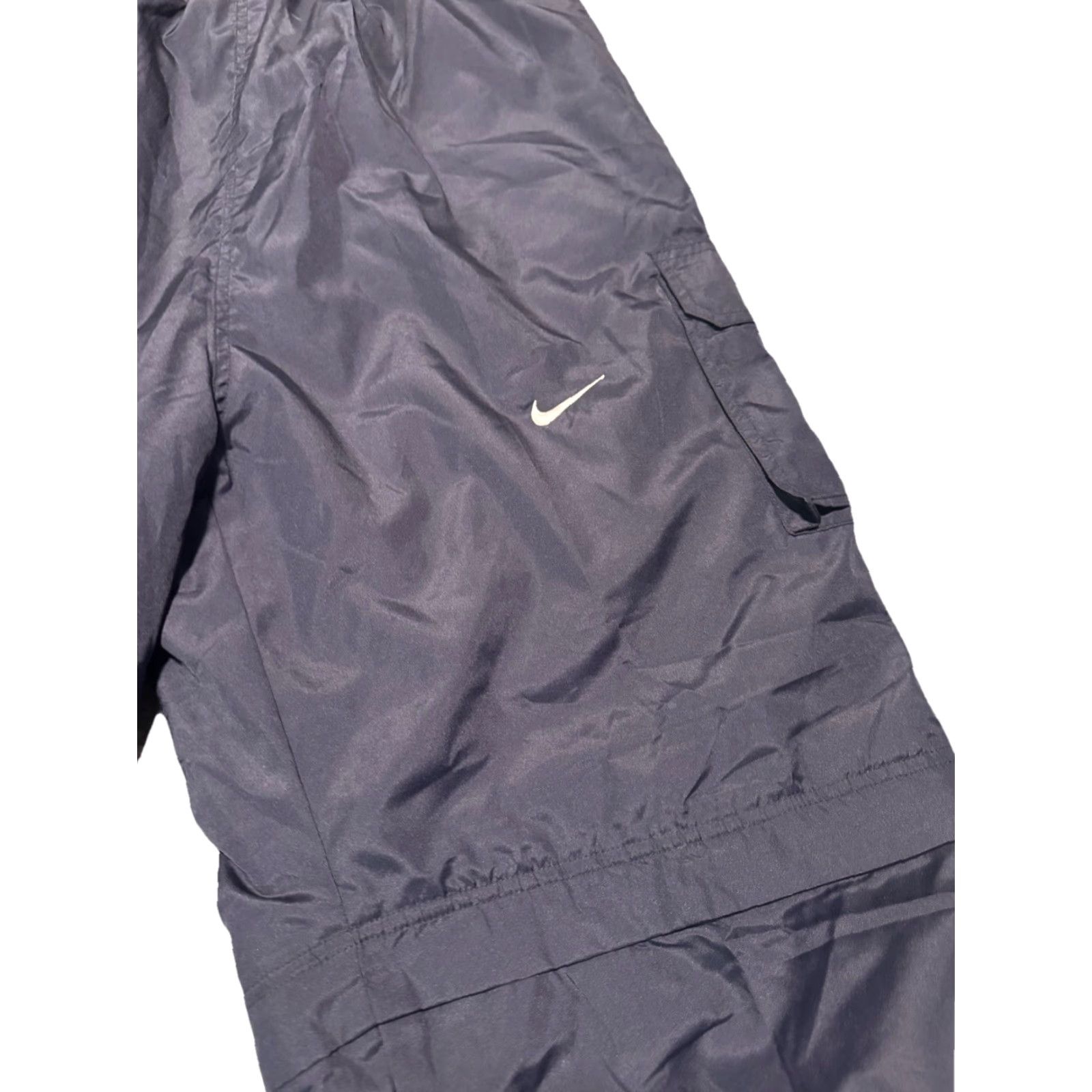 Nike VINTAGE Nike Mens Black Cargo Pants/Shorts Windbreaker 90s Baggy L/XL Wind Pants Size US 33 - 5 Thumbnail