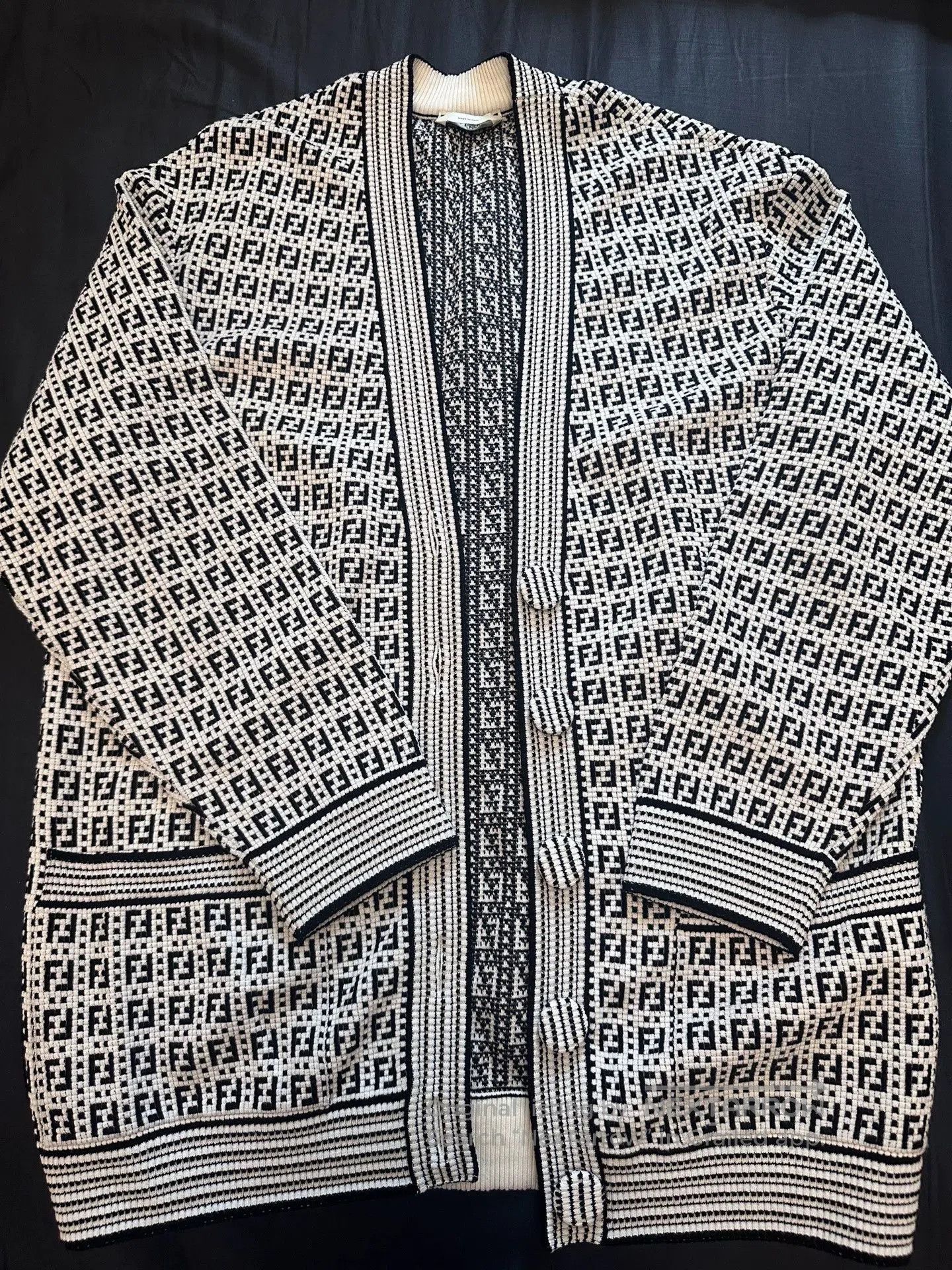 Fendi fendi patterned knit cardigan size 36. Size US XS / EU 42 / 0 - 1 Thumbnail
