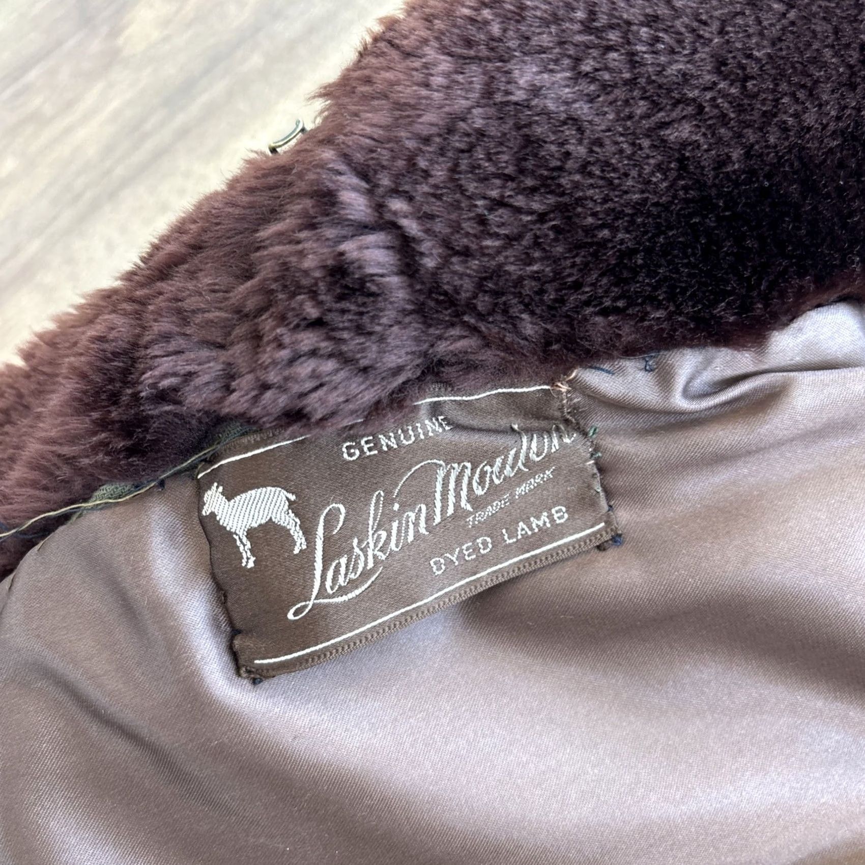 Vintage VINTAGE LASKIN MOULTON Coat 1940s Brown Lamb Fur Trench Coat Size L / US 10 / IT 46 - 3 Thumbnail