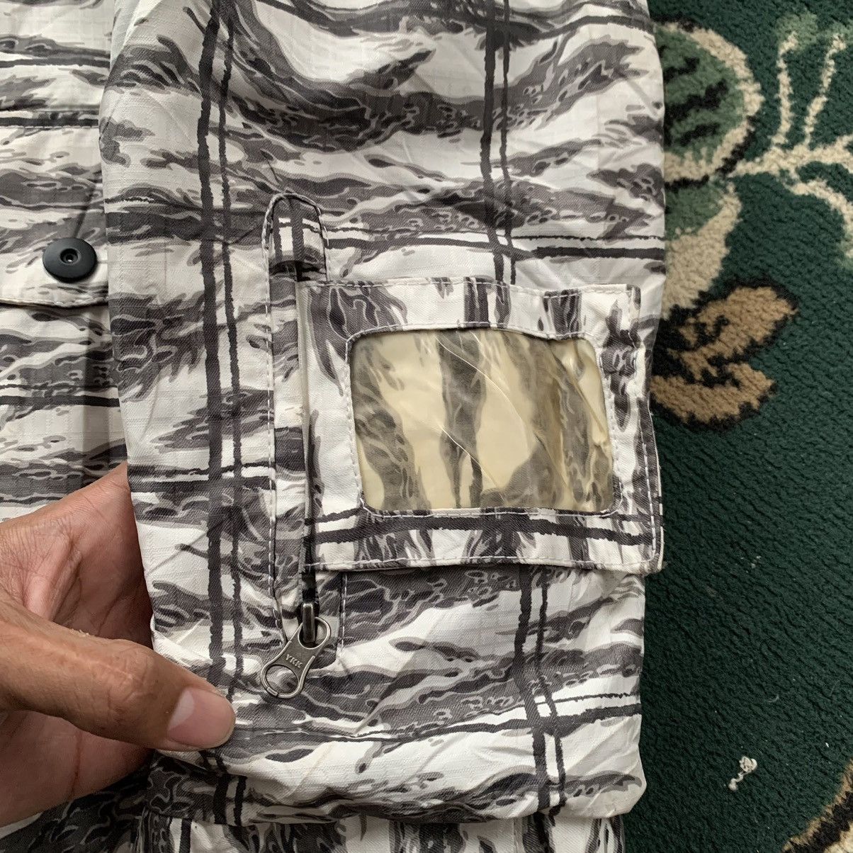 Other kissmark ski jacket tiger stripe Size US L / EU 52-54 / 3 - 15 Thumbnail