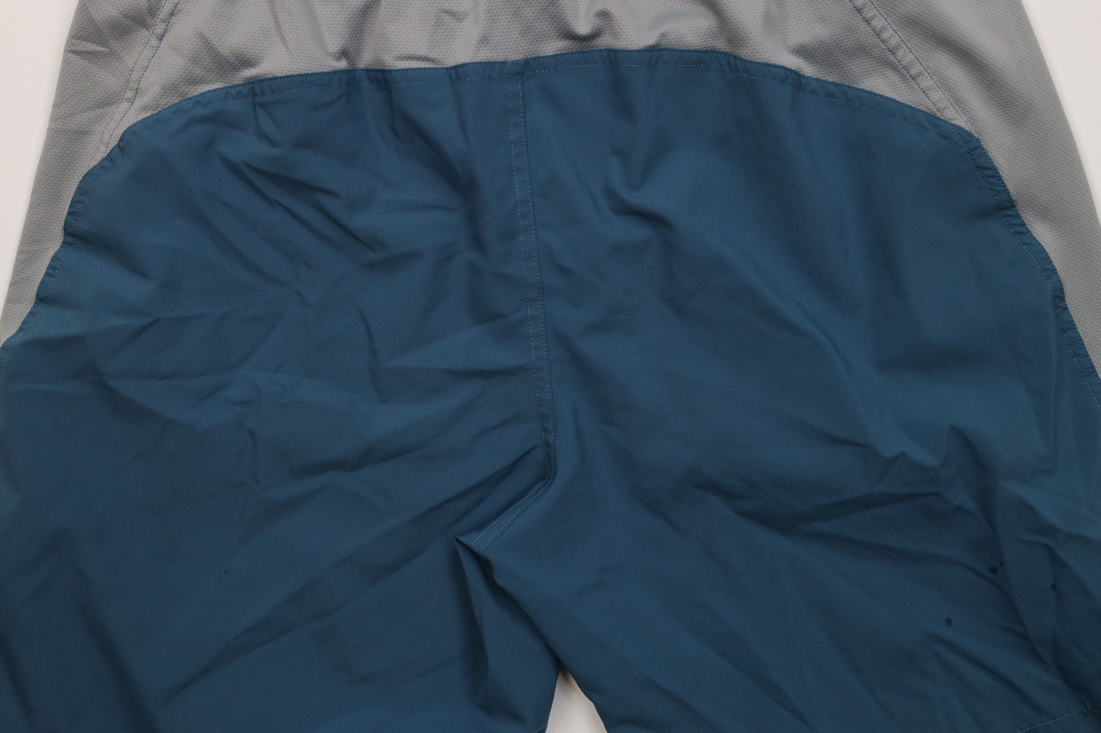 The North Face The North Face Spell Out Running Jogging Shorts Blue Size US 32 / EU 48 - 10 Thumbnail